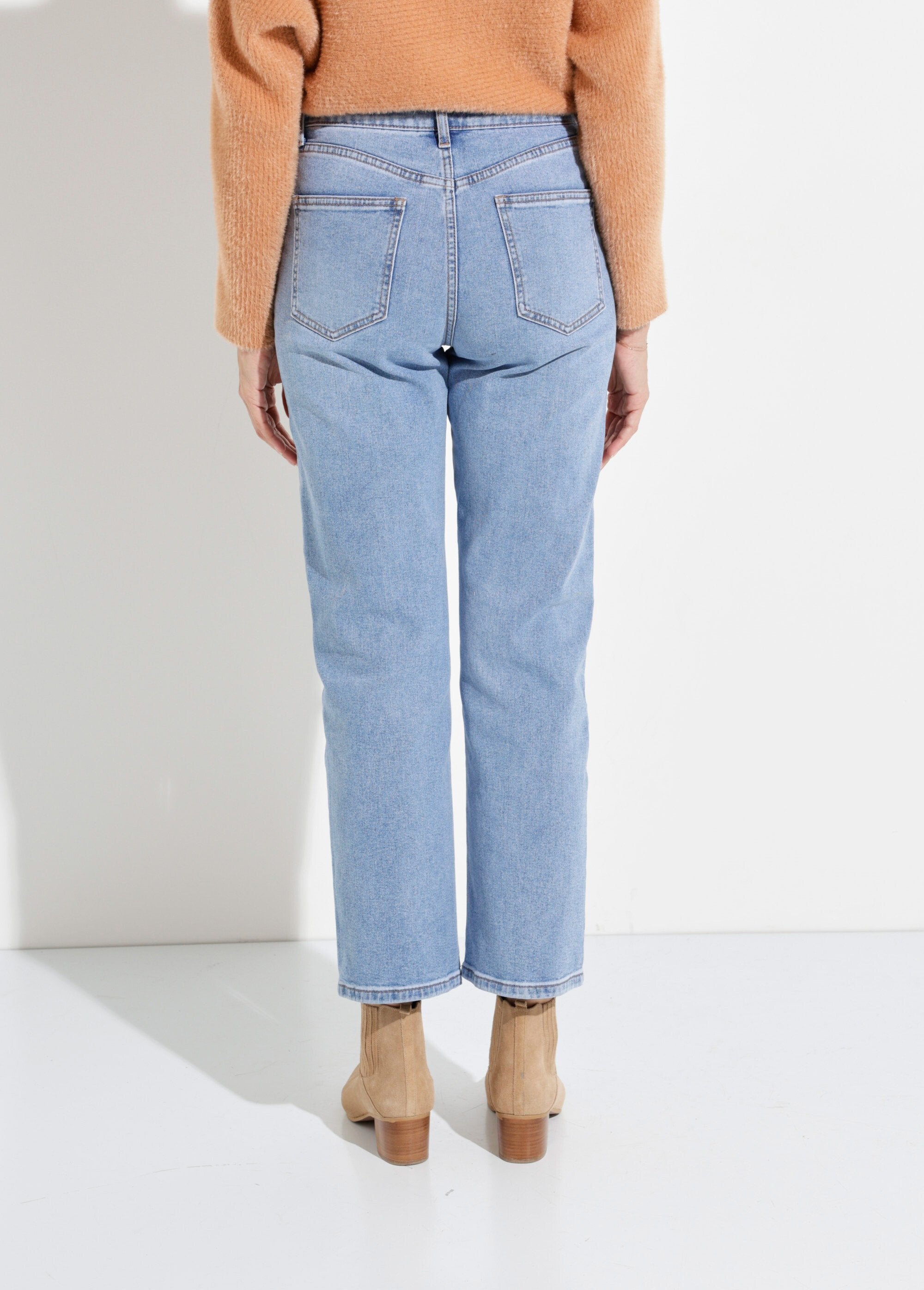 5-pocket_jeans_met_rechte_pijpen,_speciaal_voor_SMALL_Denim_moyen_DO1_slim