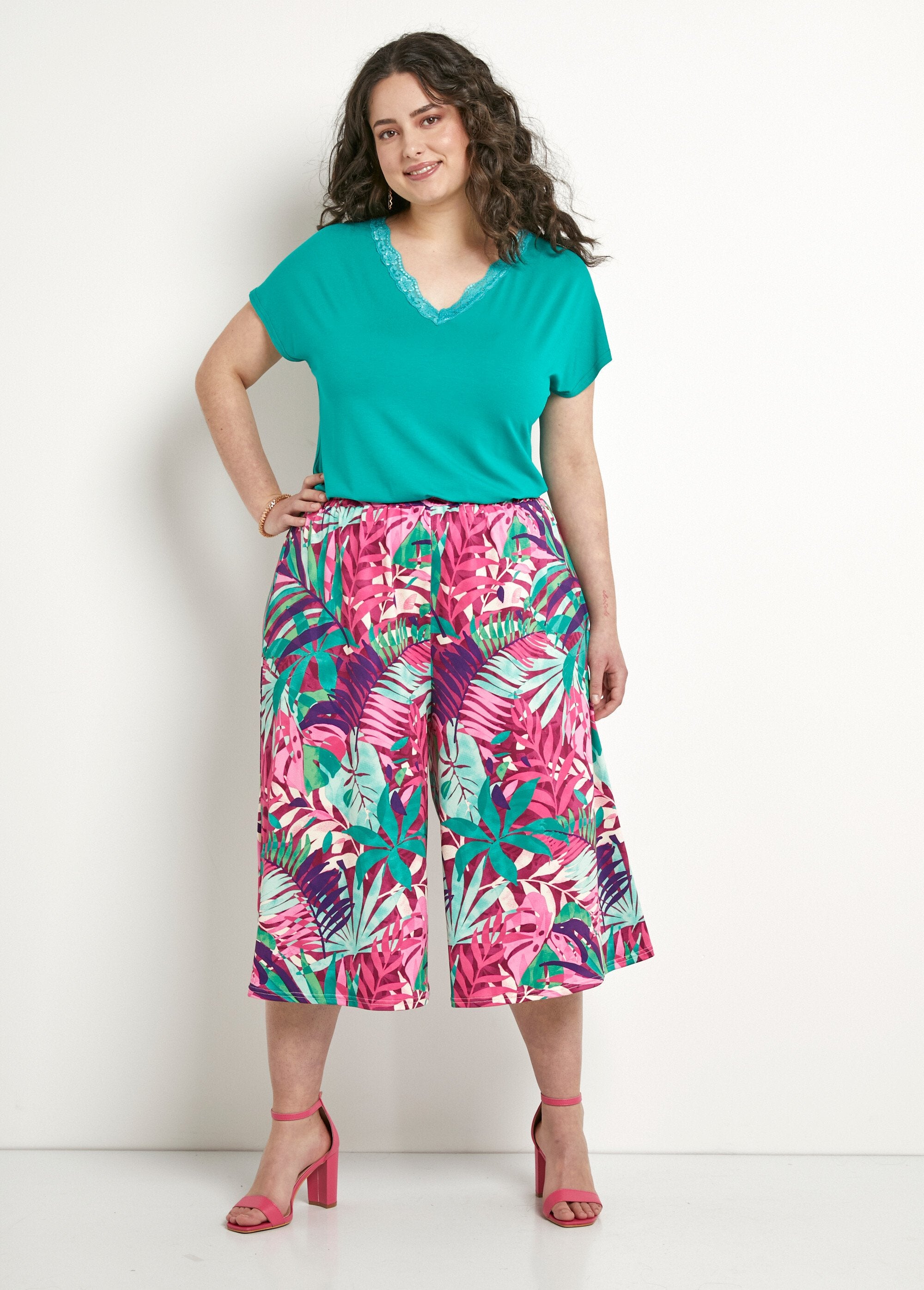 Culottes_met_elastische_taille_en_tropische_print_Multicolore_SF1_curvy