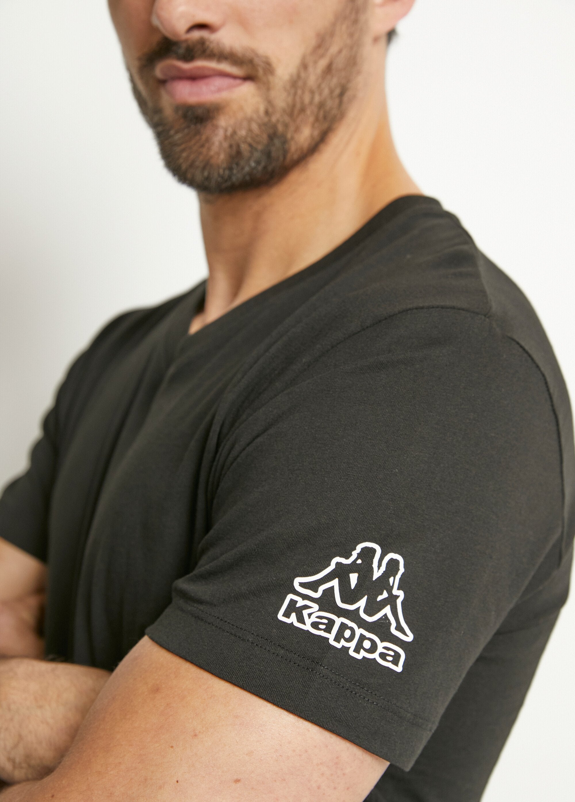 Set_van_2_T-shirts_met_V-hals_en_logo,_transparant_Noir_lot_2_DE1_slim