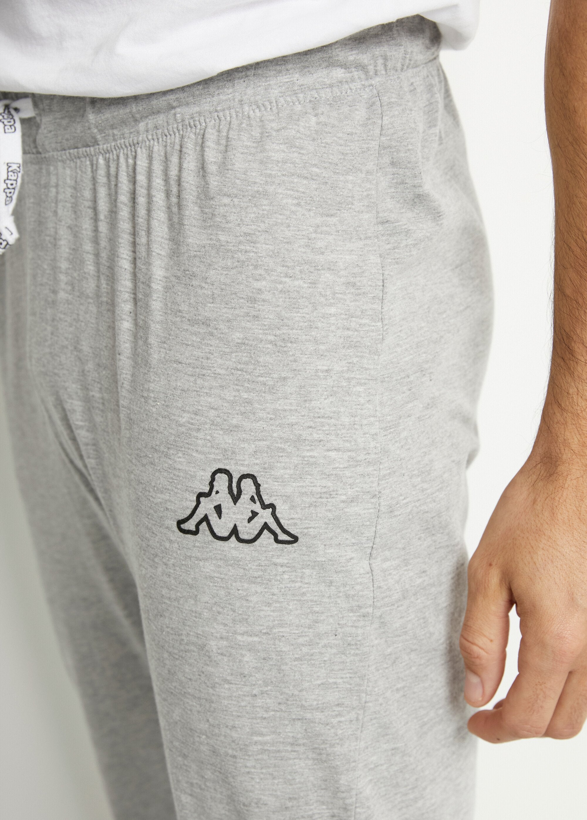 Strak_zittende_joggingbroek_Gris_DE1_slim