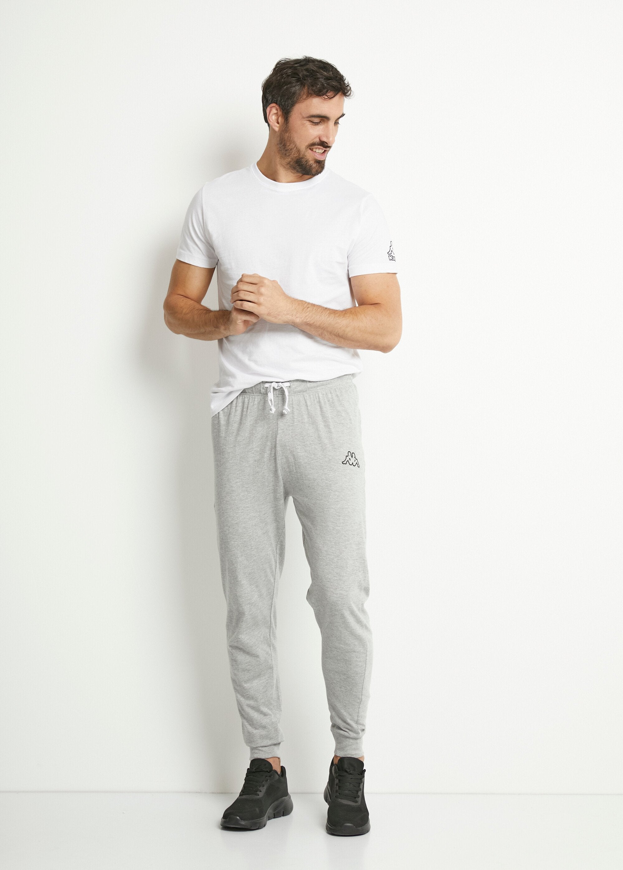 Strak_zittende_joggingbroek_Gris_SF1_slim