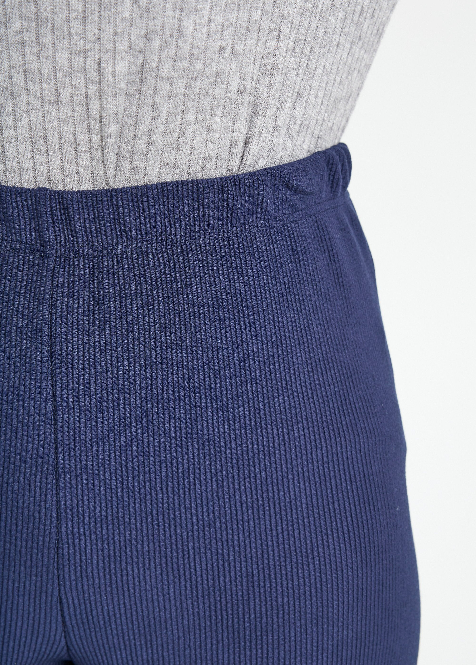 Geribde_legging_met_elastische_tailleband_Marine_DE1_slim