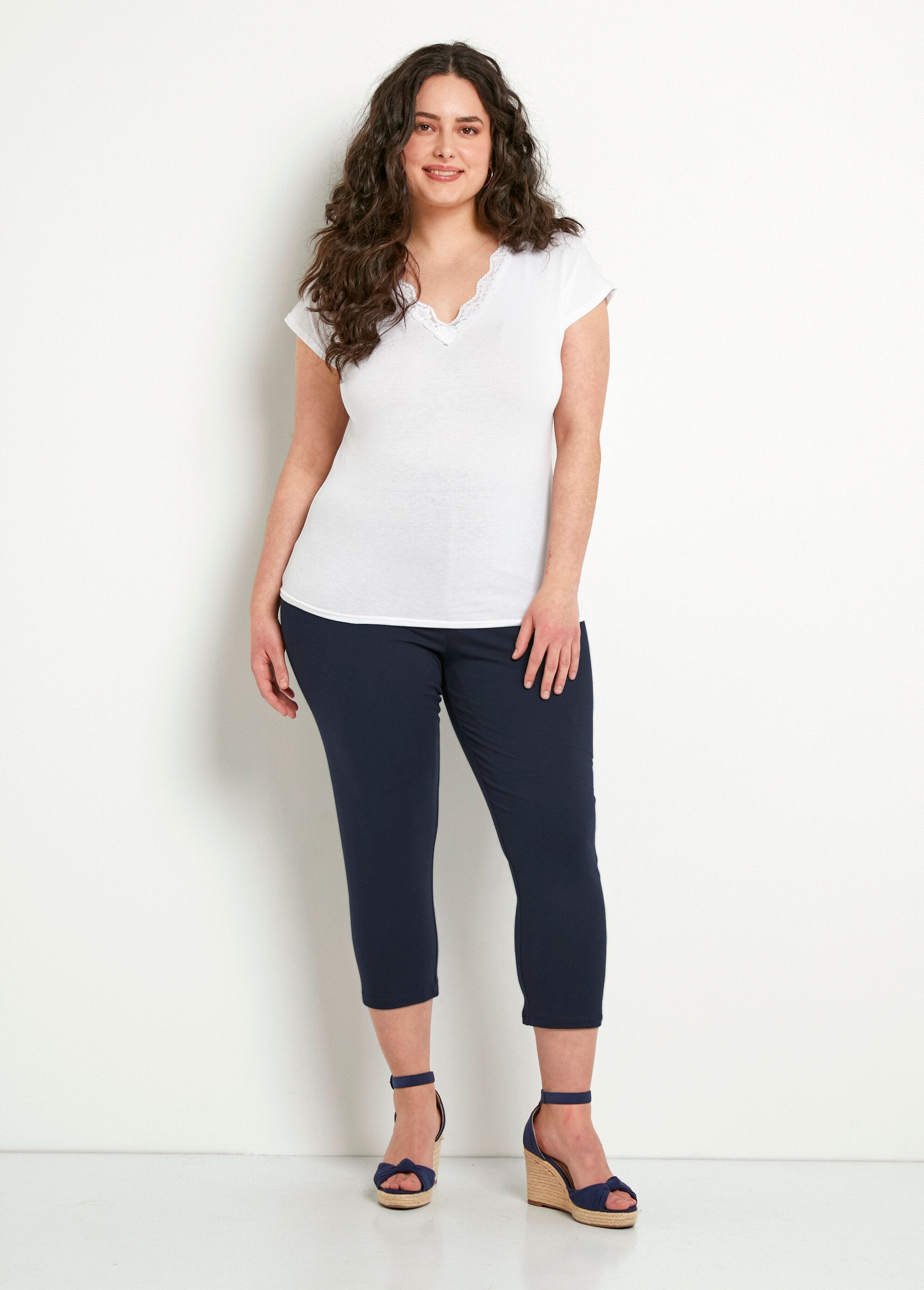 Korte_katoenen_legging_met_elastische_tailleband_Uni_marine_SF1_curvy