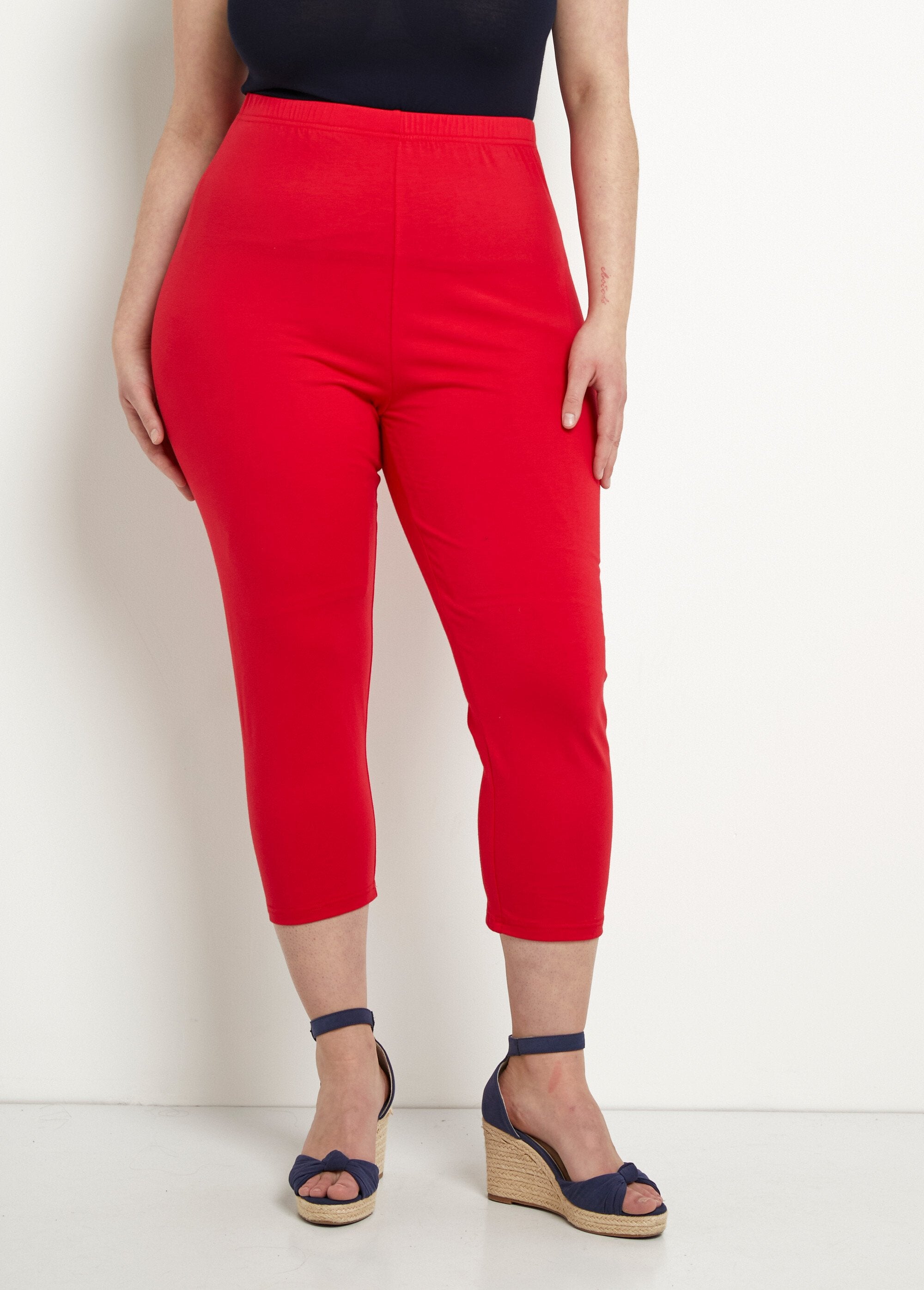 Korte_katoenen_legging_met_elastische_tailleband_Uni_capucine_FA1_curvy