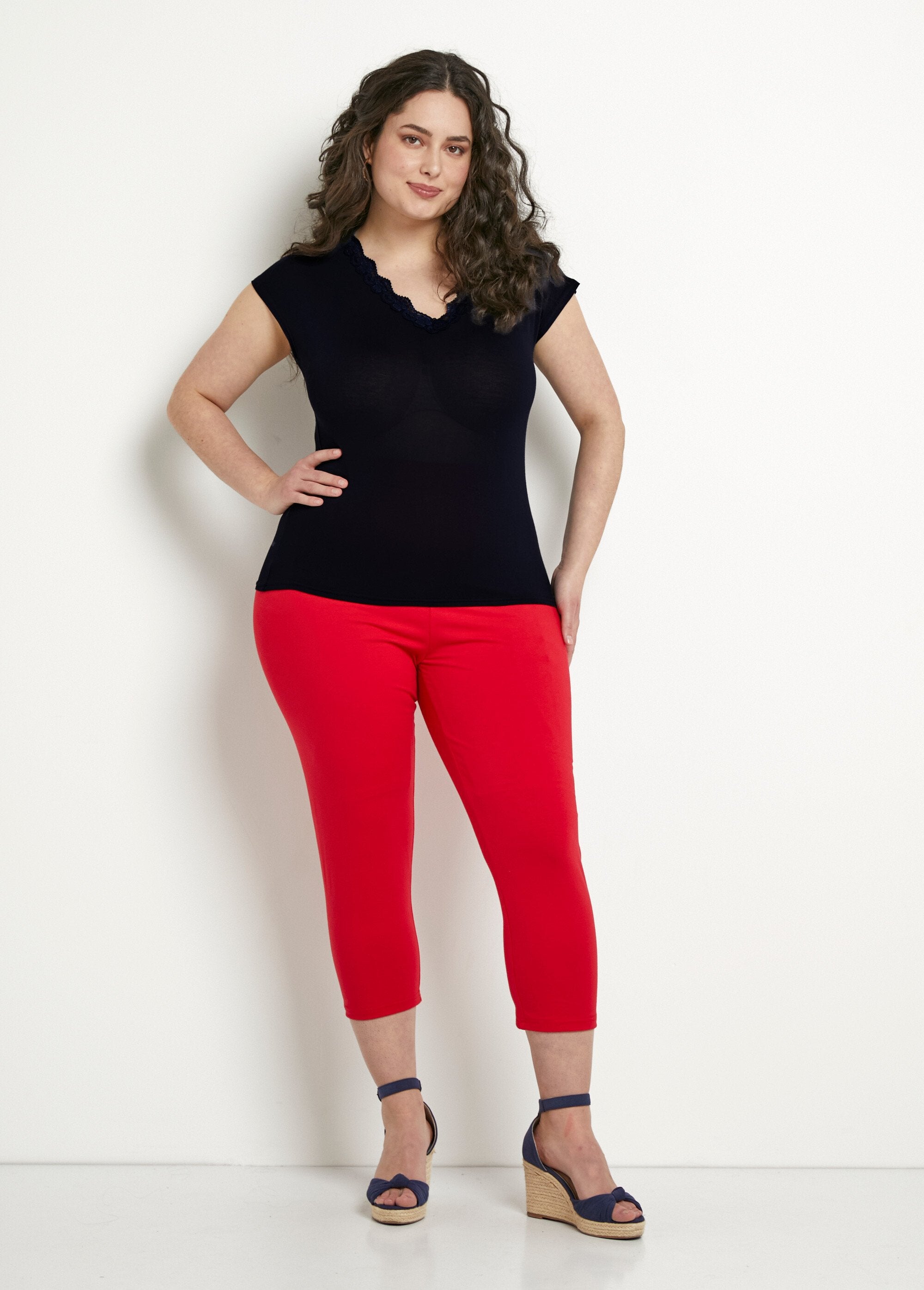 Korte_katoenen_legging_met_elastische_tailleband_Uni_capucine_SF1_curvy