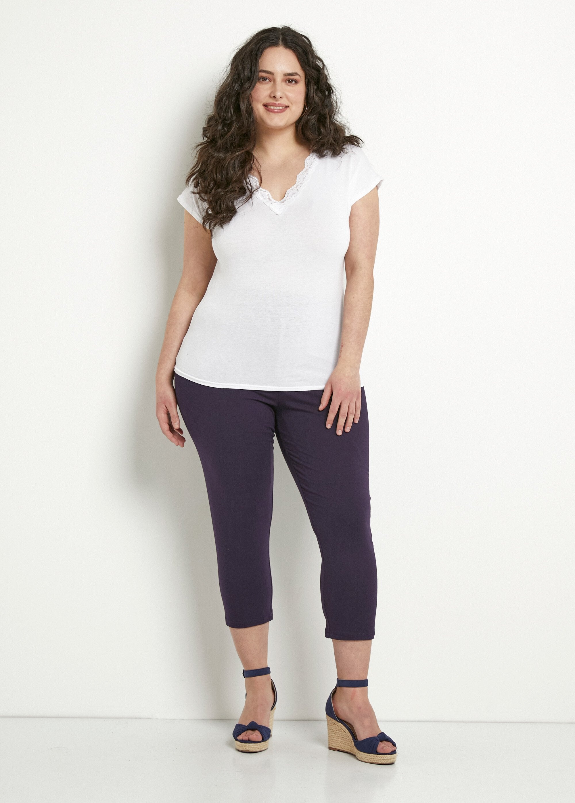 Korte_katoenen_legging_met_elastische_tailleband_Uni_prune_SF1_curvy