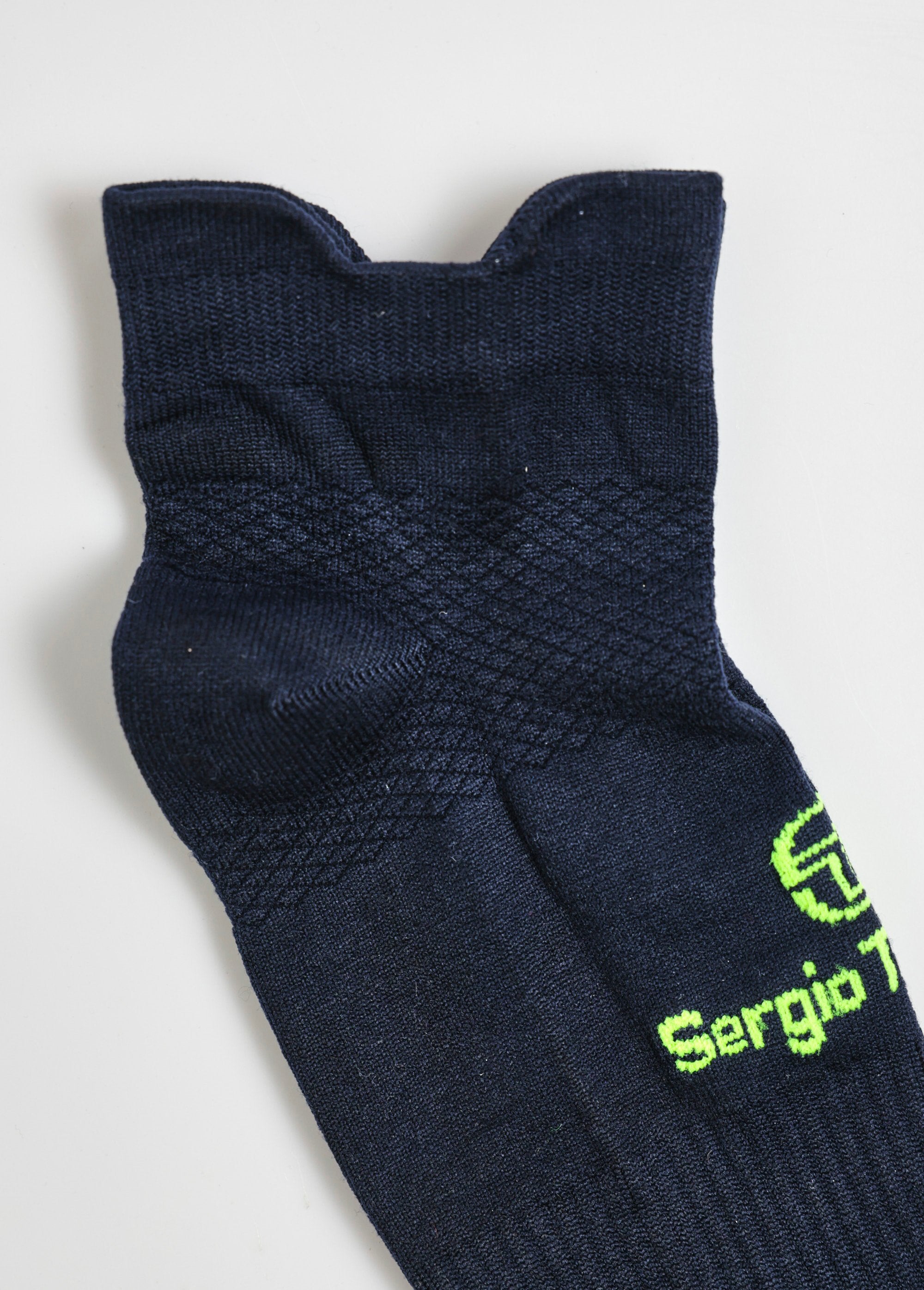 Set_van_3_helder_geassorteerde_sokken_Bleu_et_jaune_et_blanc_DE2_slim