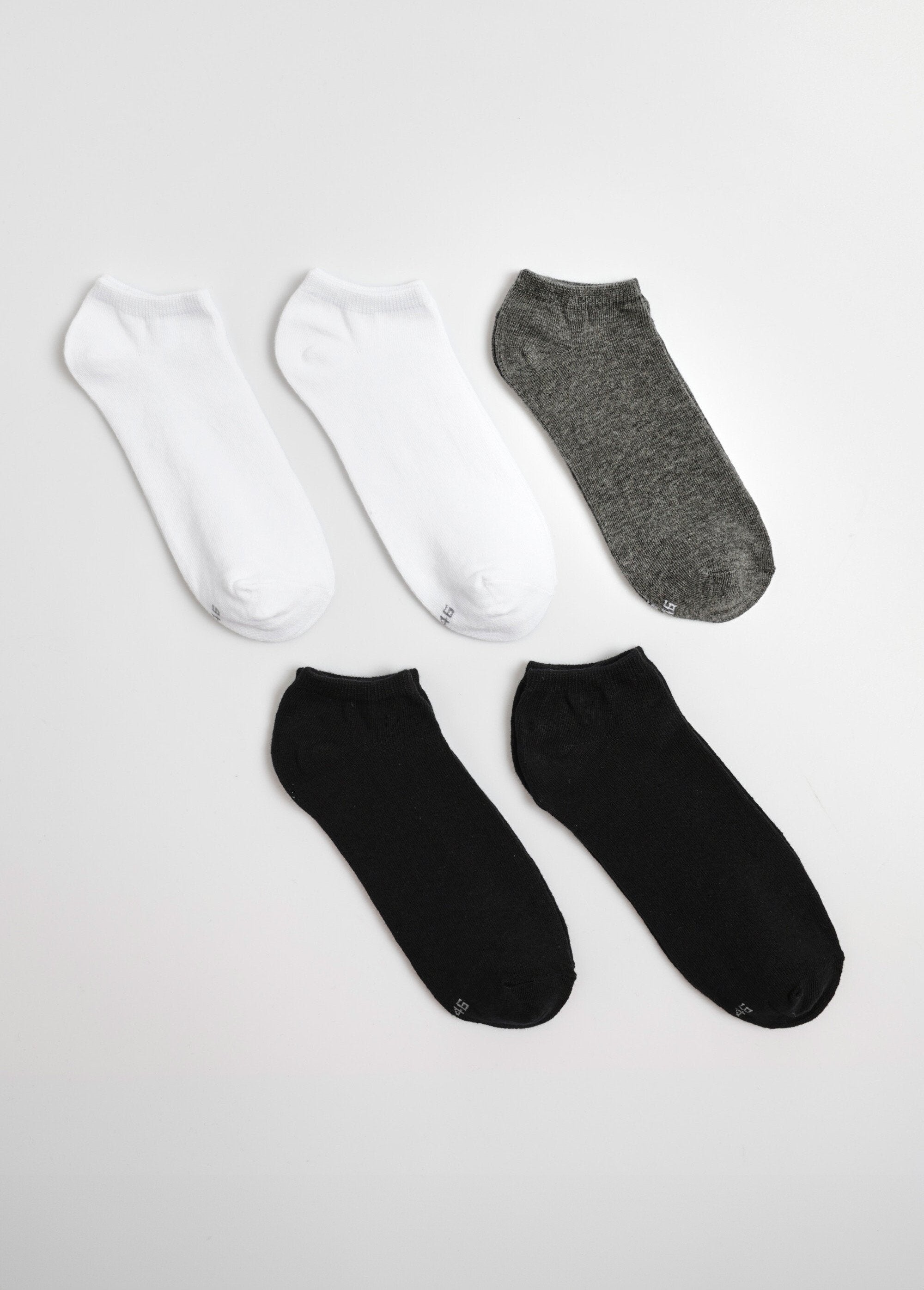 Set_van_5_sokken,_verschillende_kleuren_Blanc_et_gris_et_noir_DE1_slim