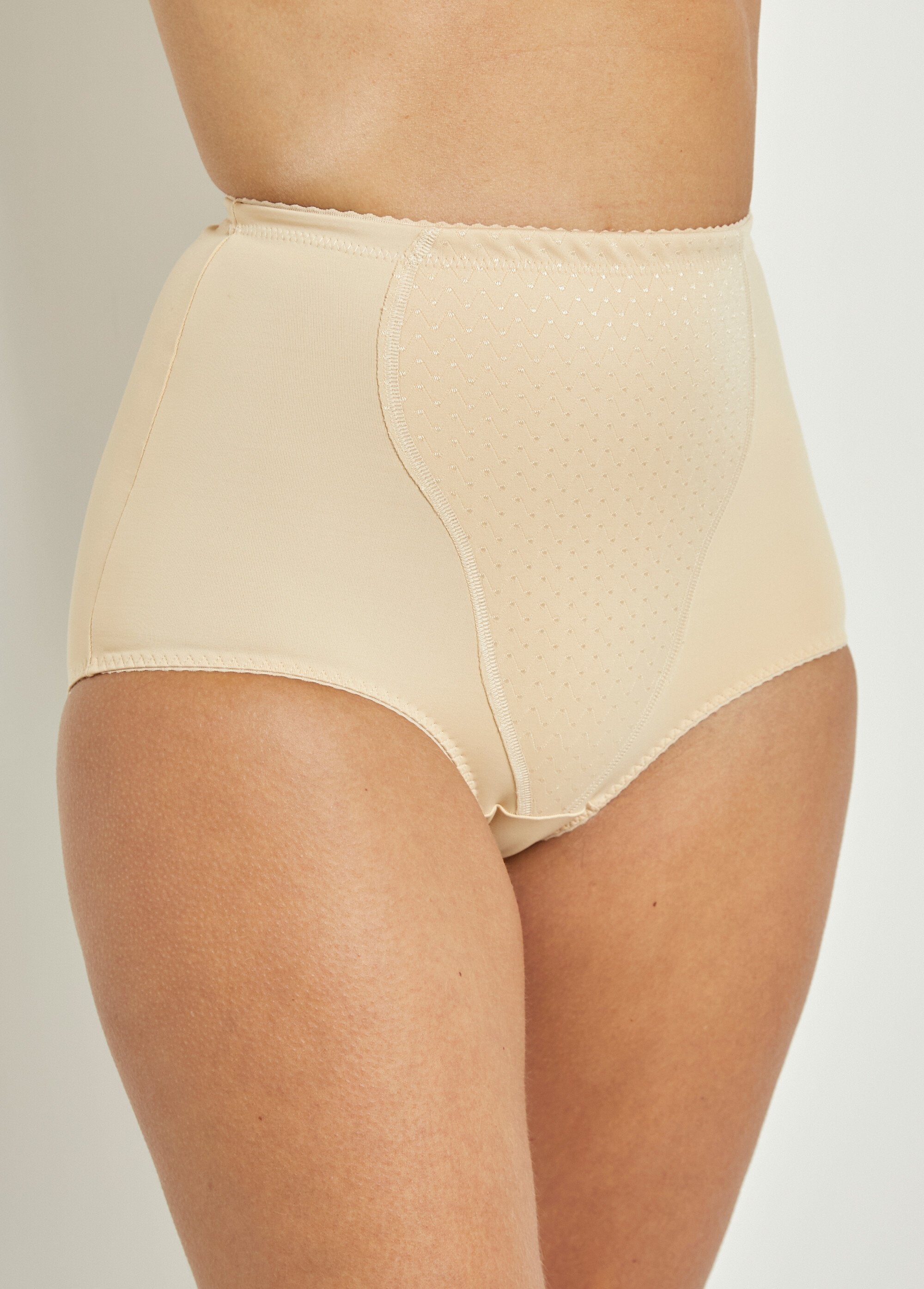 Marlene®_-_Sheer_slip_met_hoge_taille_en_stippen_Nude_FA1_slim
