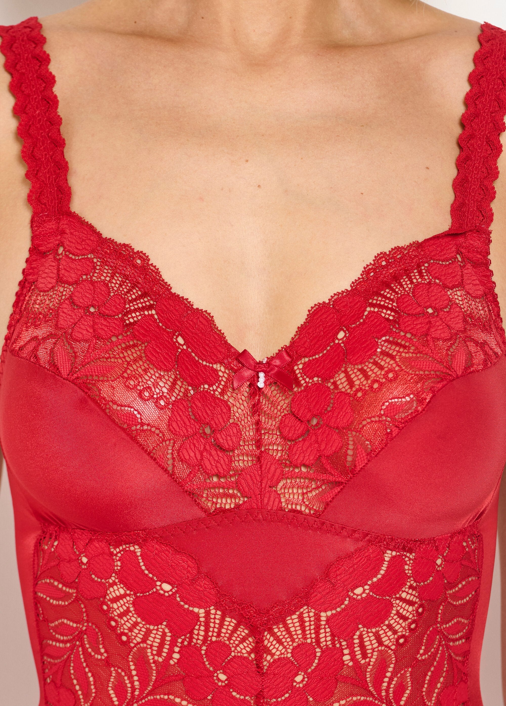 Miss_Mary®_-_Beugelbody_met_kanten_inleg_Carmin_DE1_slim