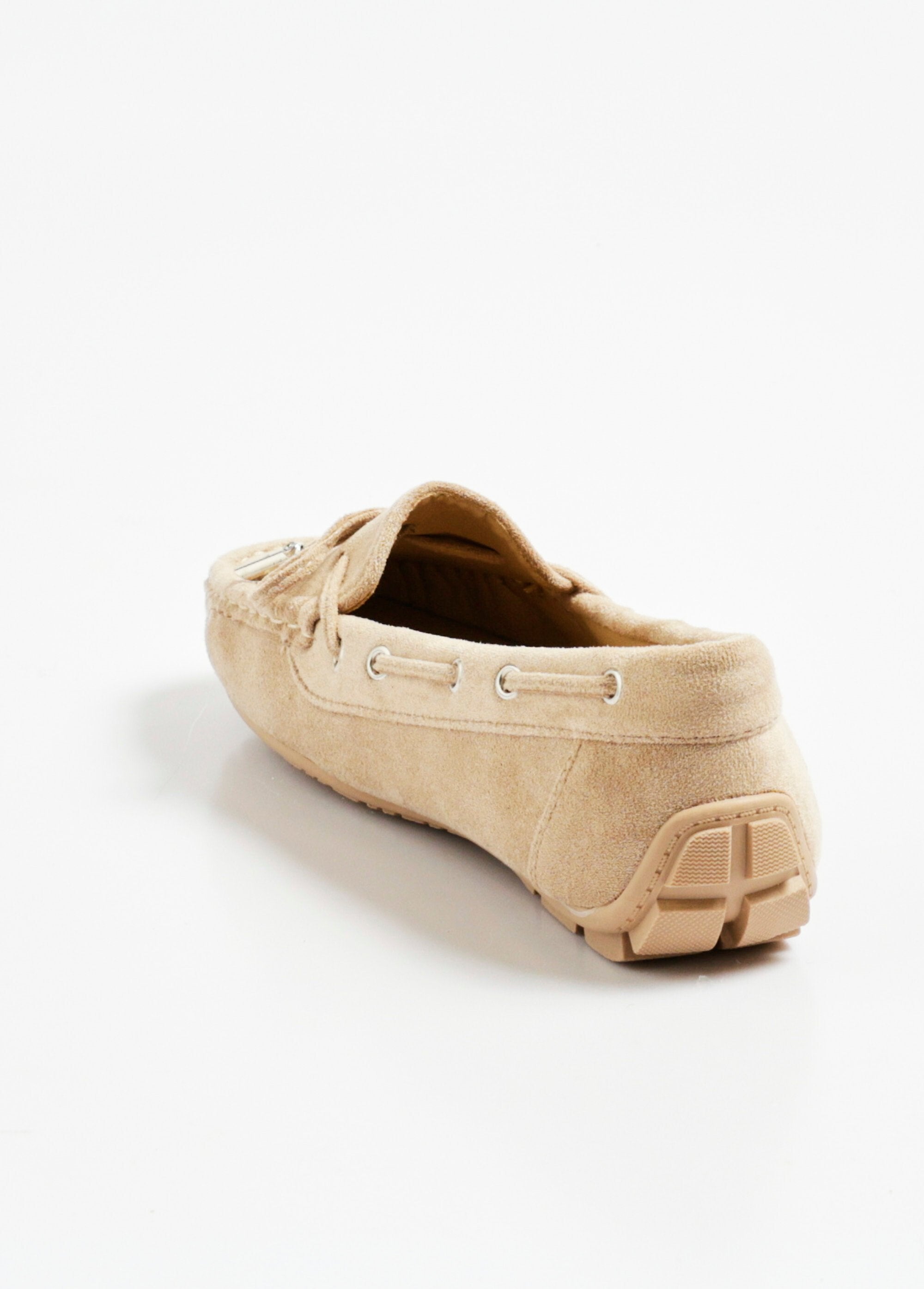 Chique_suède_loafers_met_strik_Beige_DO1_slim