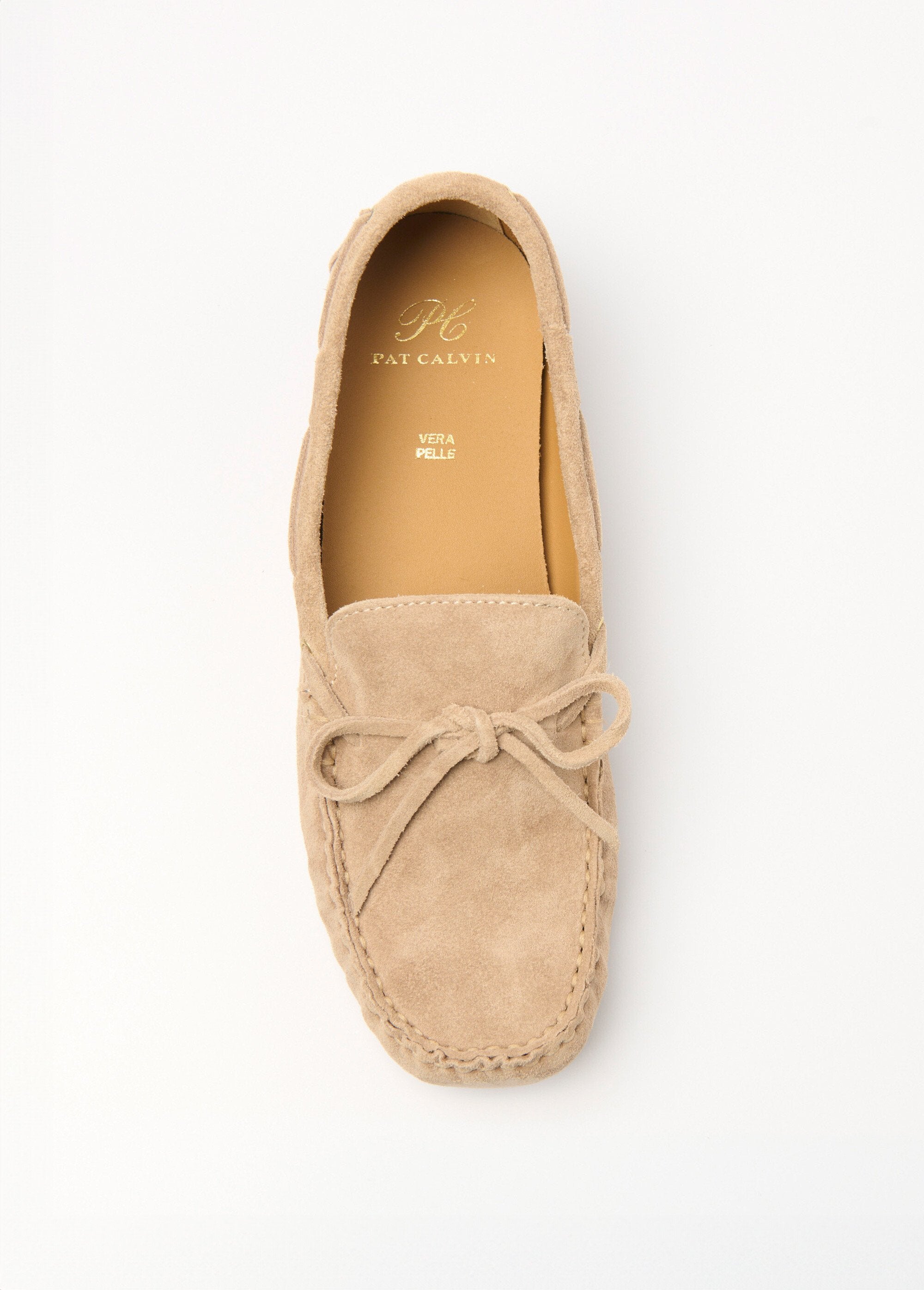 Leren_loafers_met_strik_en_zool_met_studs_Taupe_OV1_slim