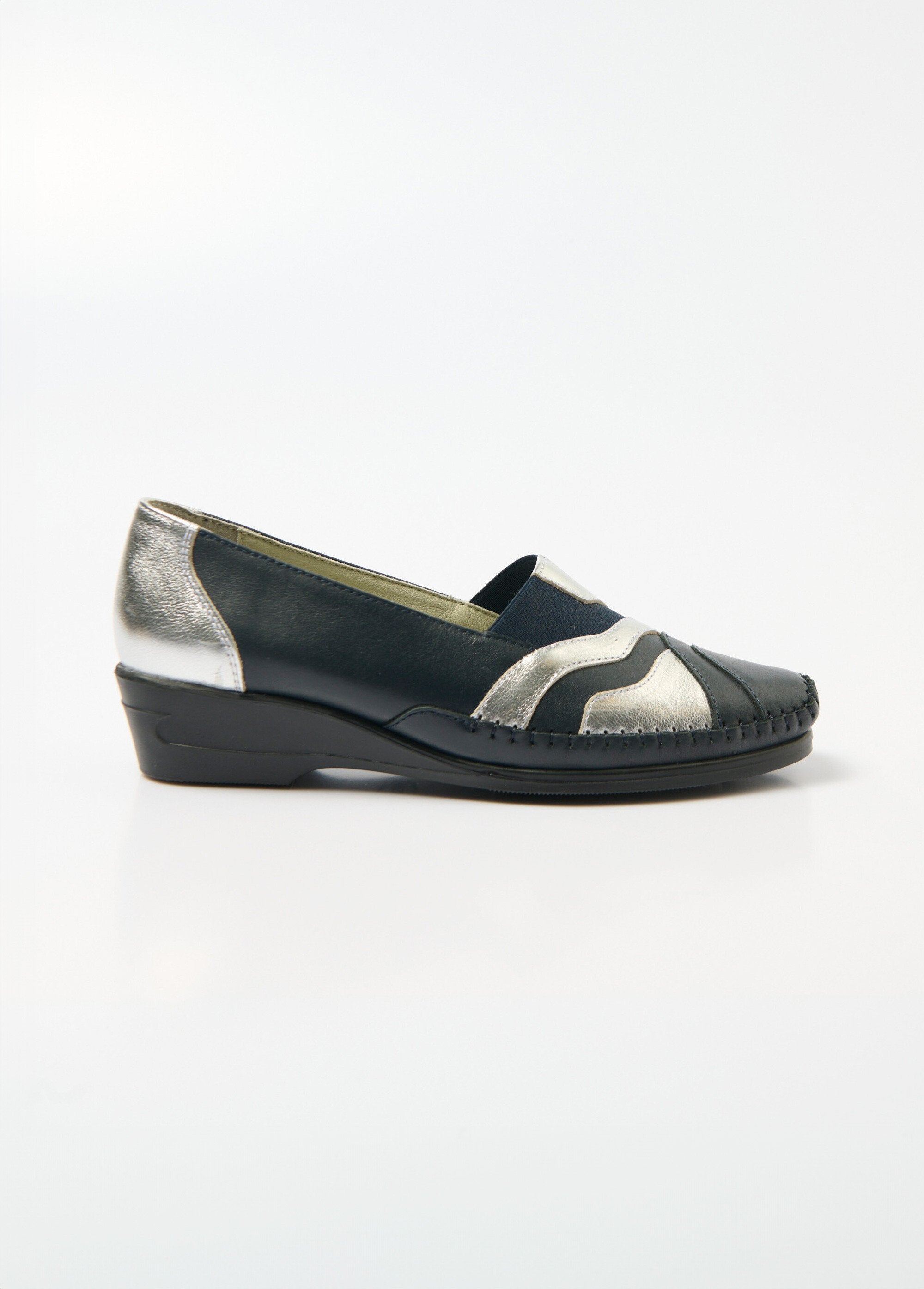 Elastische_leren_loafers,_comfortwijdte_Marine_DR1_slim