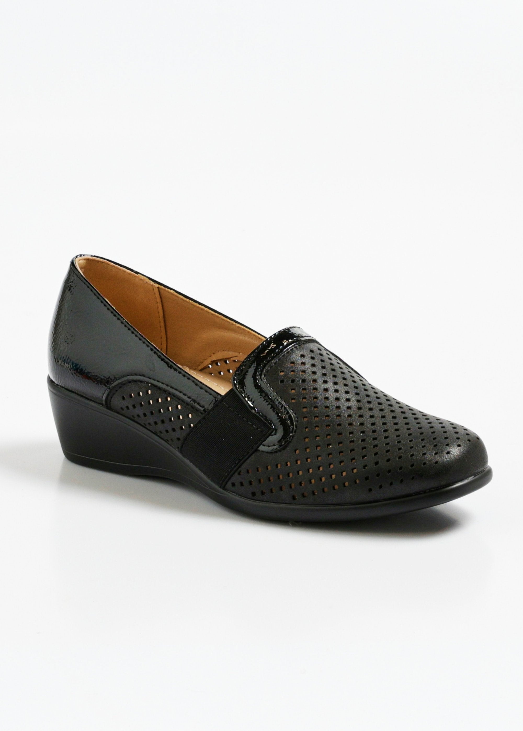 Geperforeerde_loafers_met_chique_details_Noir_FA1_slim