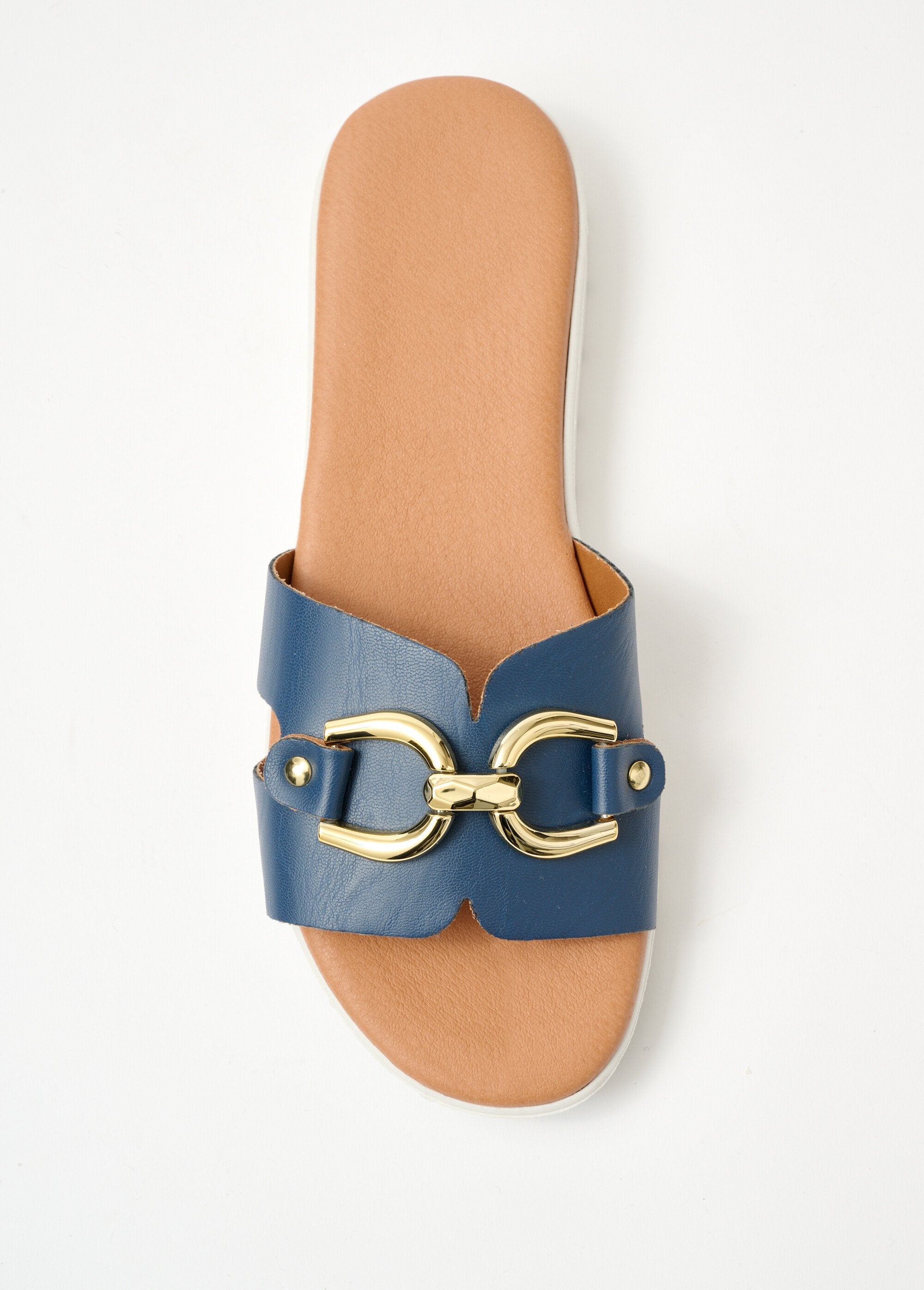 Comfortabele_wijdte_vegan_sleehakken_Marien_OV1_slim