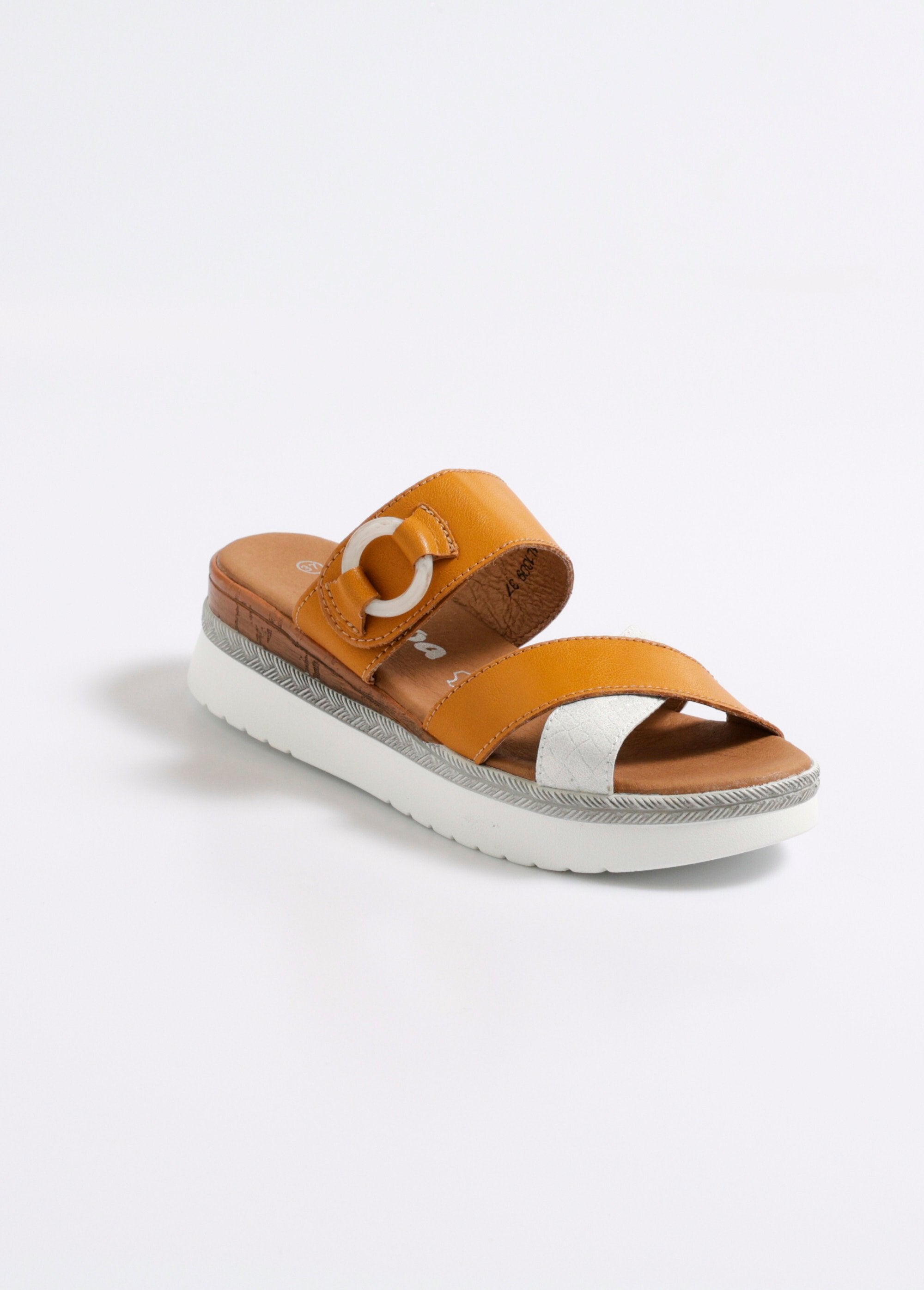 Plateau_muiltjes_met_python-effect_Jaune_FA1_slim