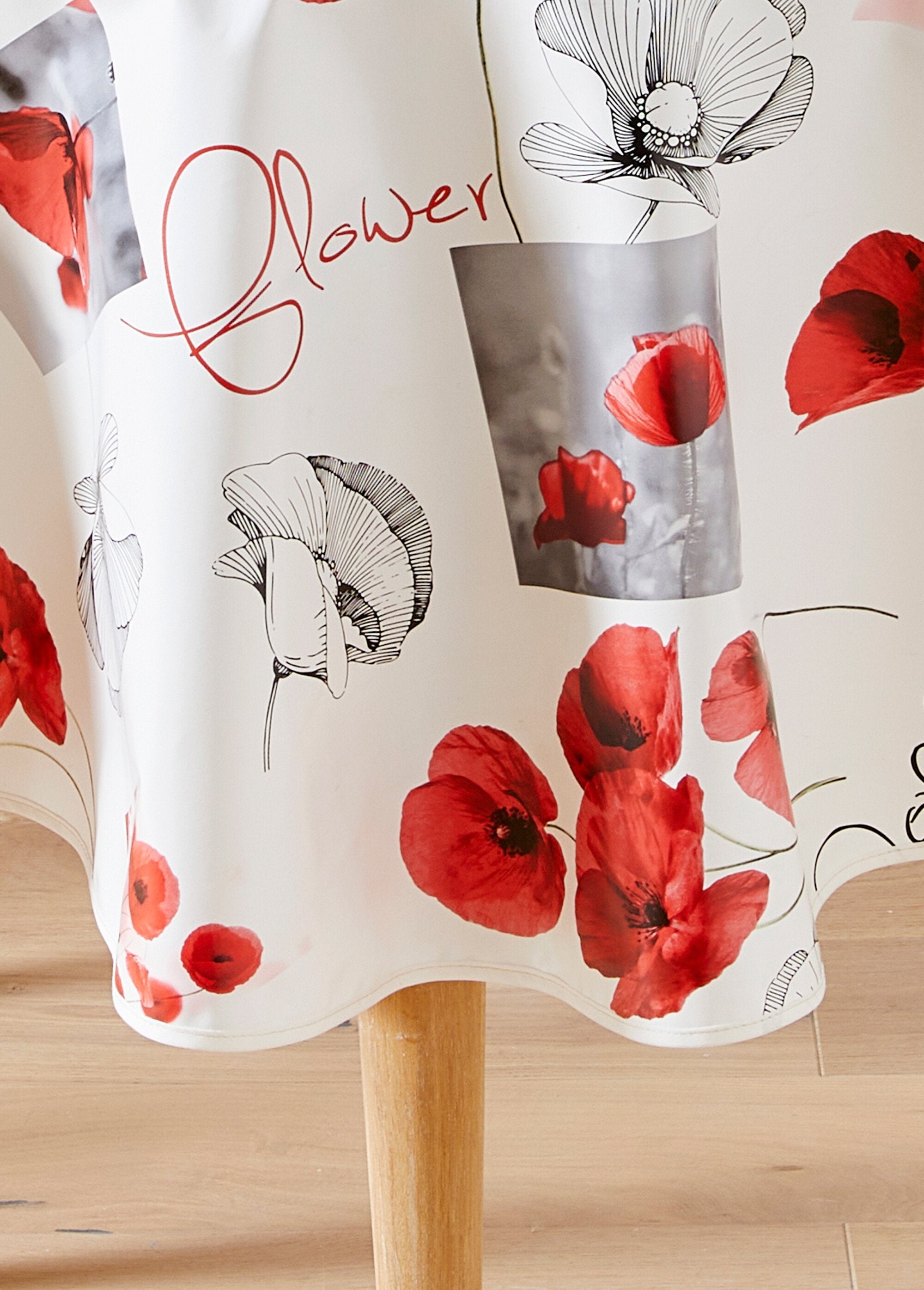 Tafelkleed_met_bloemenprint_Imprime_DE1_slim