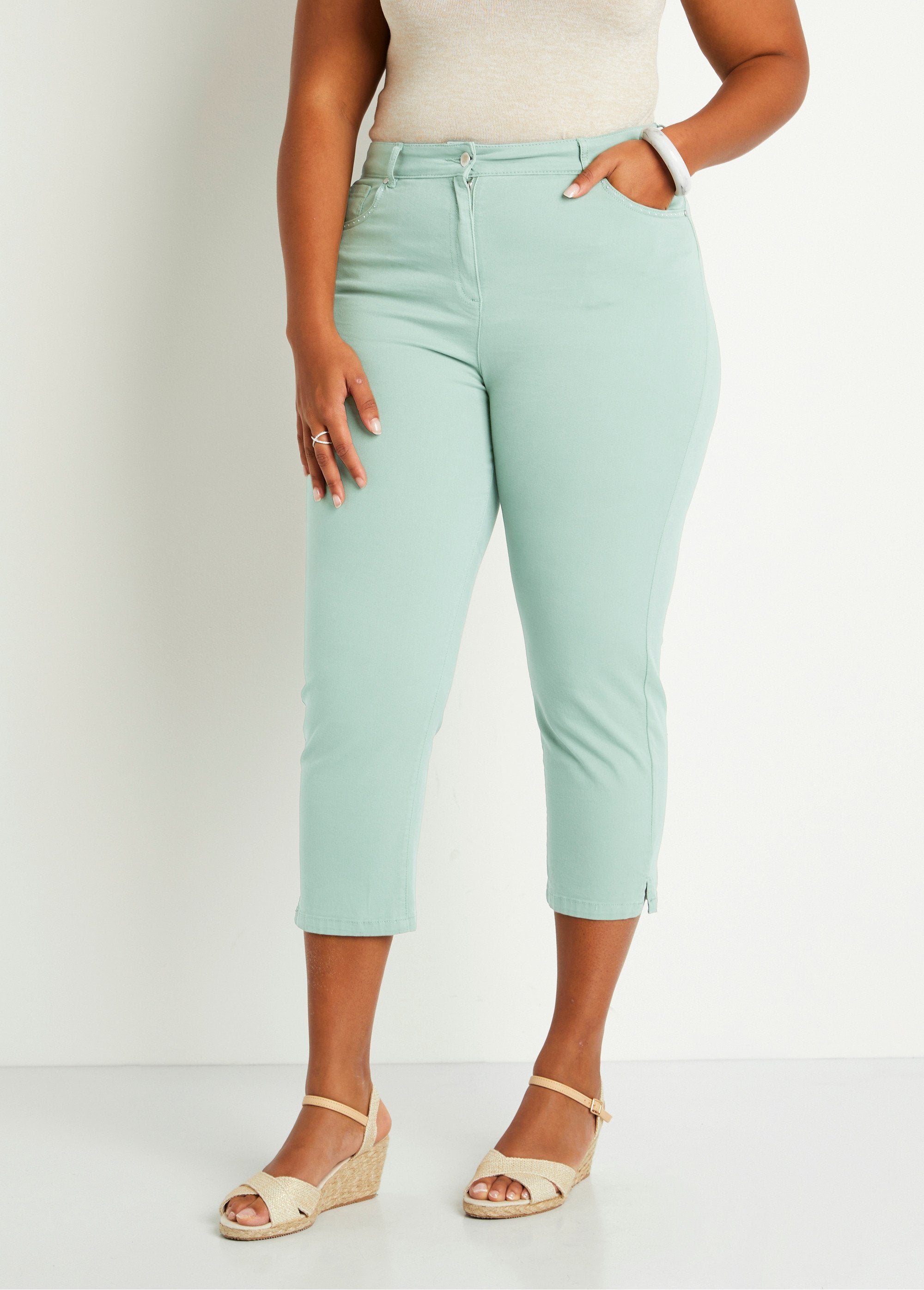 Broek_met_elastische_tailleband_5_zakken_Vert_d'eau_FA1_curvy