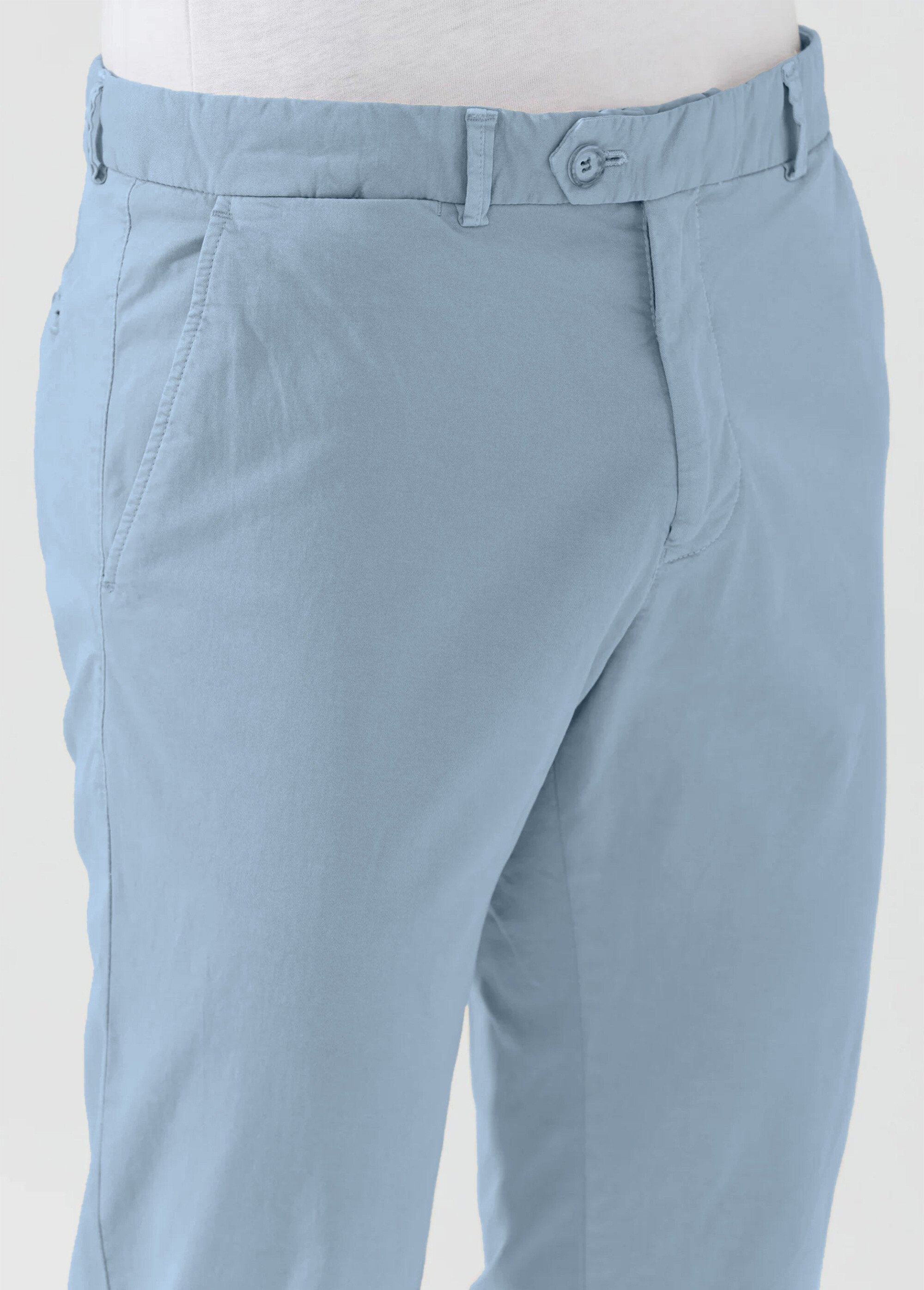 Canvas_chino_broek_met_Italiaanse_zakken_Bleu_clair_DE1_slim