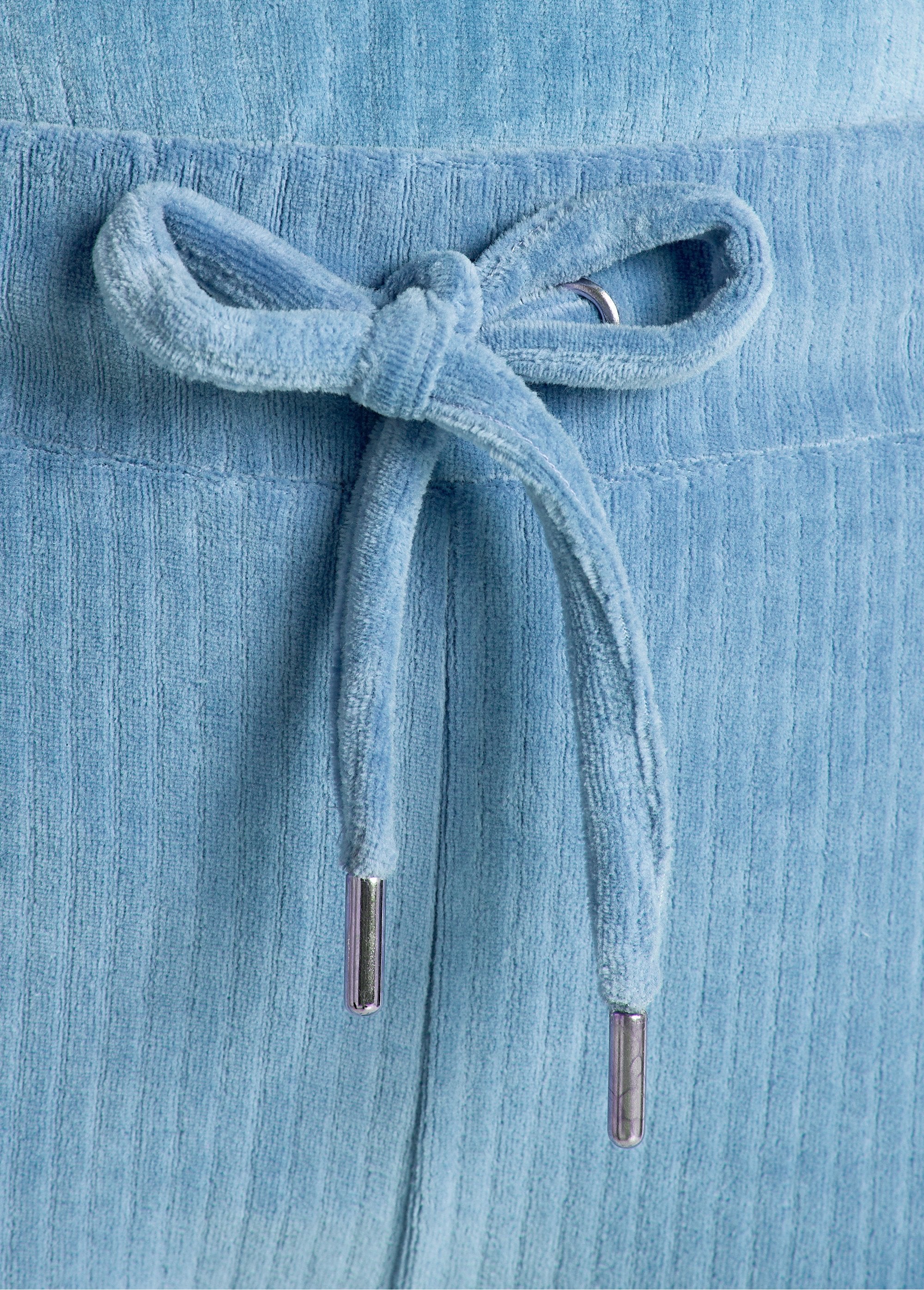 Pyjamabroek_van_ribfluweel_Vergeet-mij-nietjes_DE2_curvy