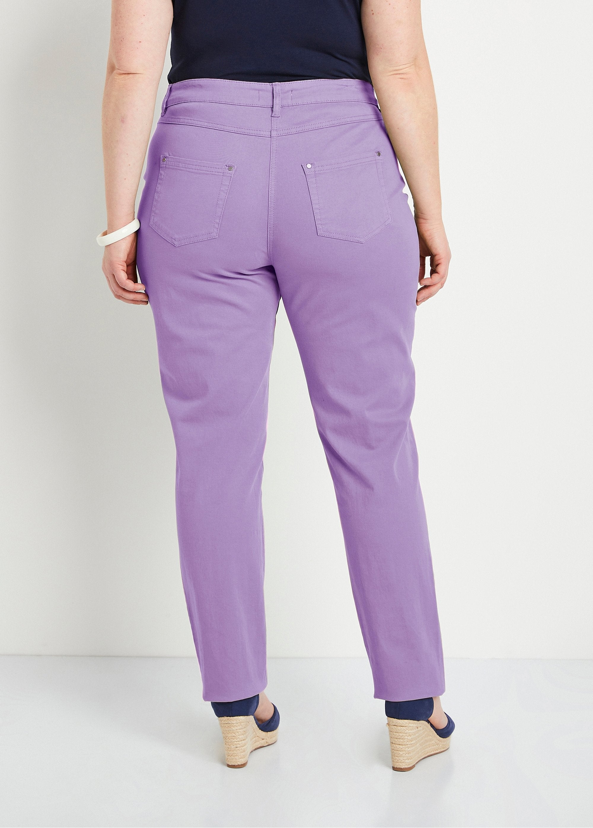 5-pocket_stretch_katoenen_broek_met_rechte_pijpen_Violet_DO1_curvy