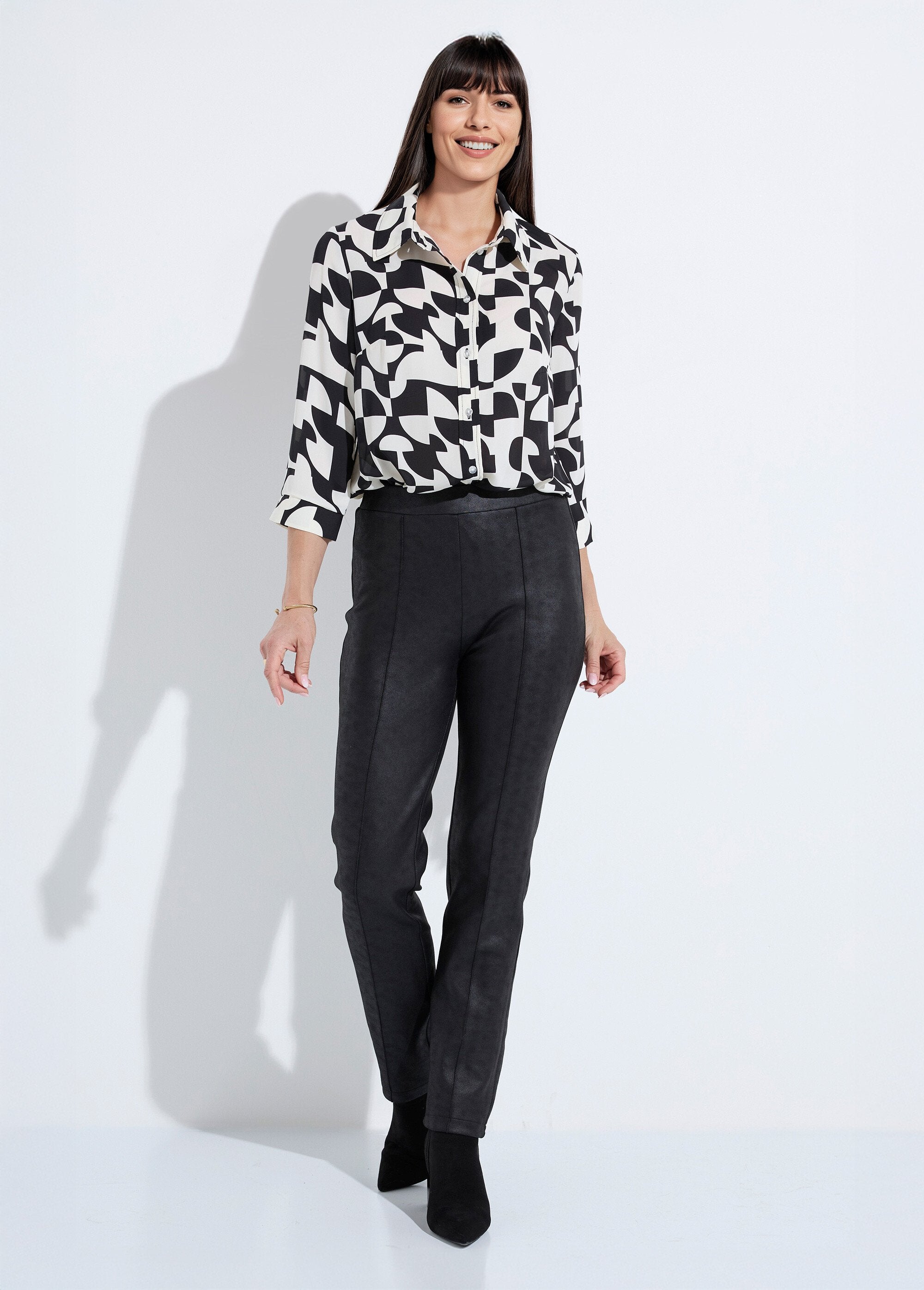 Rechte_broek_met_semi-elastische_tailleband_in_huid-look_Noir_SF1_slim