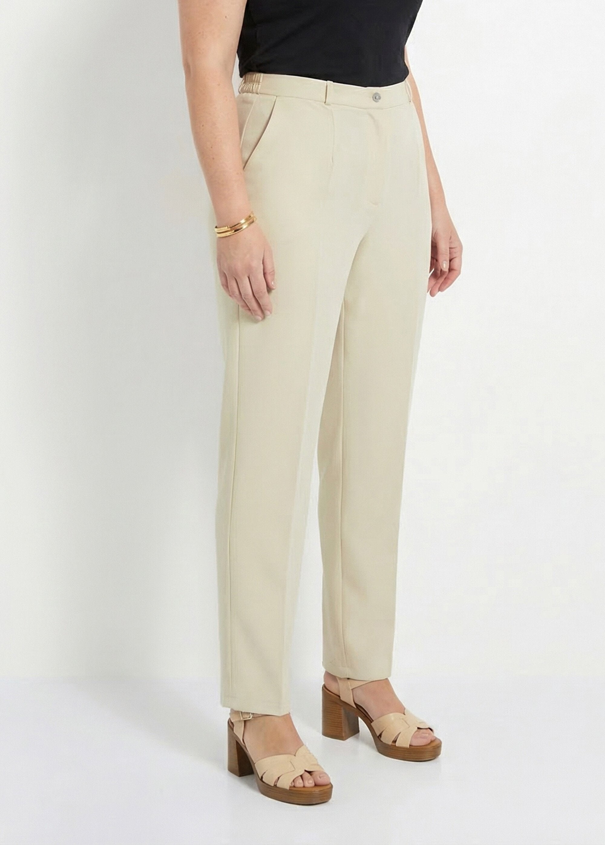 Effen_broek_met_rechte_pijpen_en_semi-elastische_tailleband_Zand_DR1_curvy