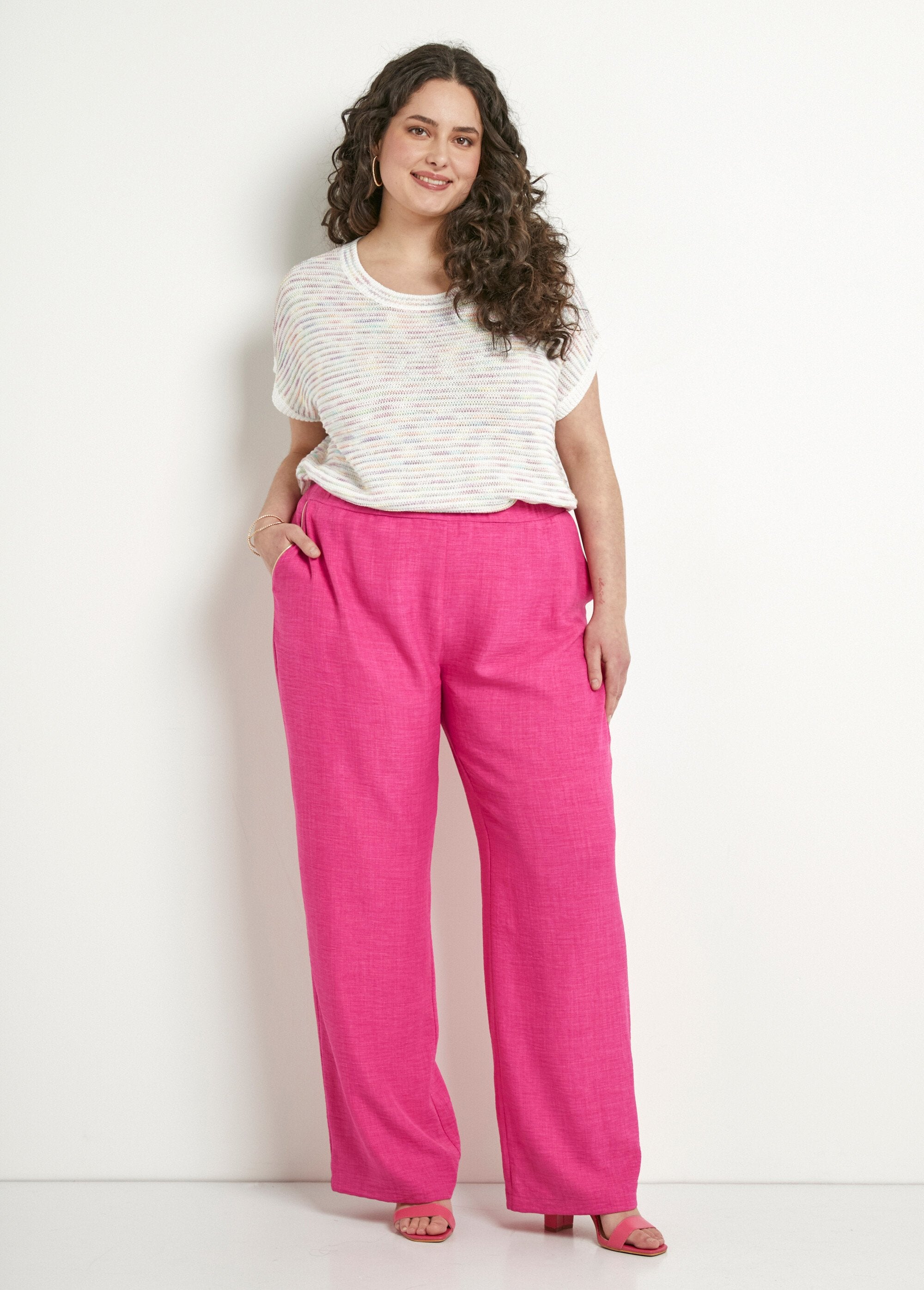 Broek_met_wijde_pijpen_en_elastische_tailleband_in_linnenlook_Rose_SF1_curvy
