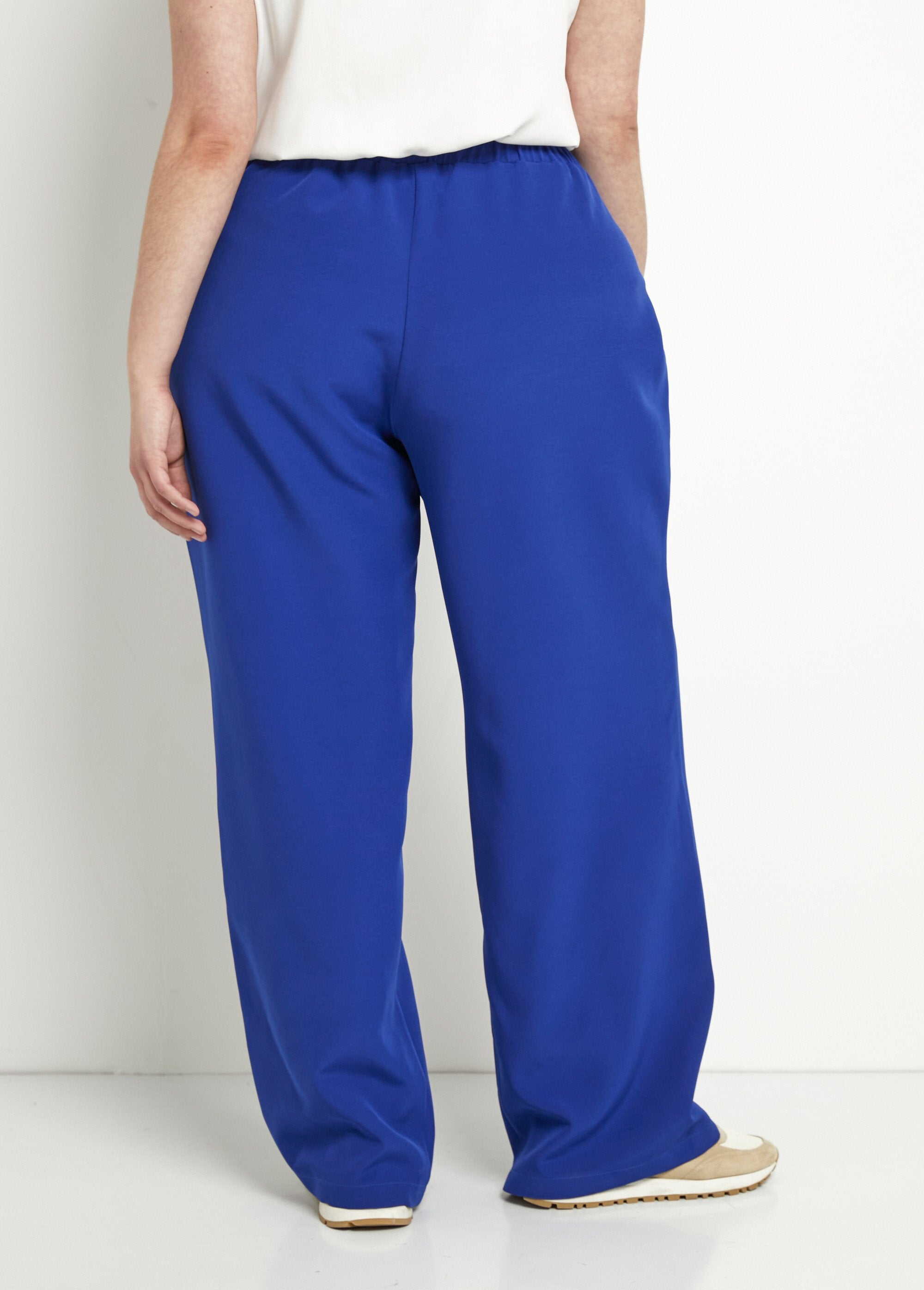 Effen_broek_met_wijde_pijpen_en_semi-elastische_tailleband_Bleu_DO1_curvy