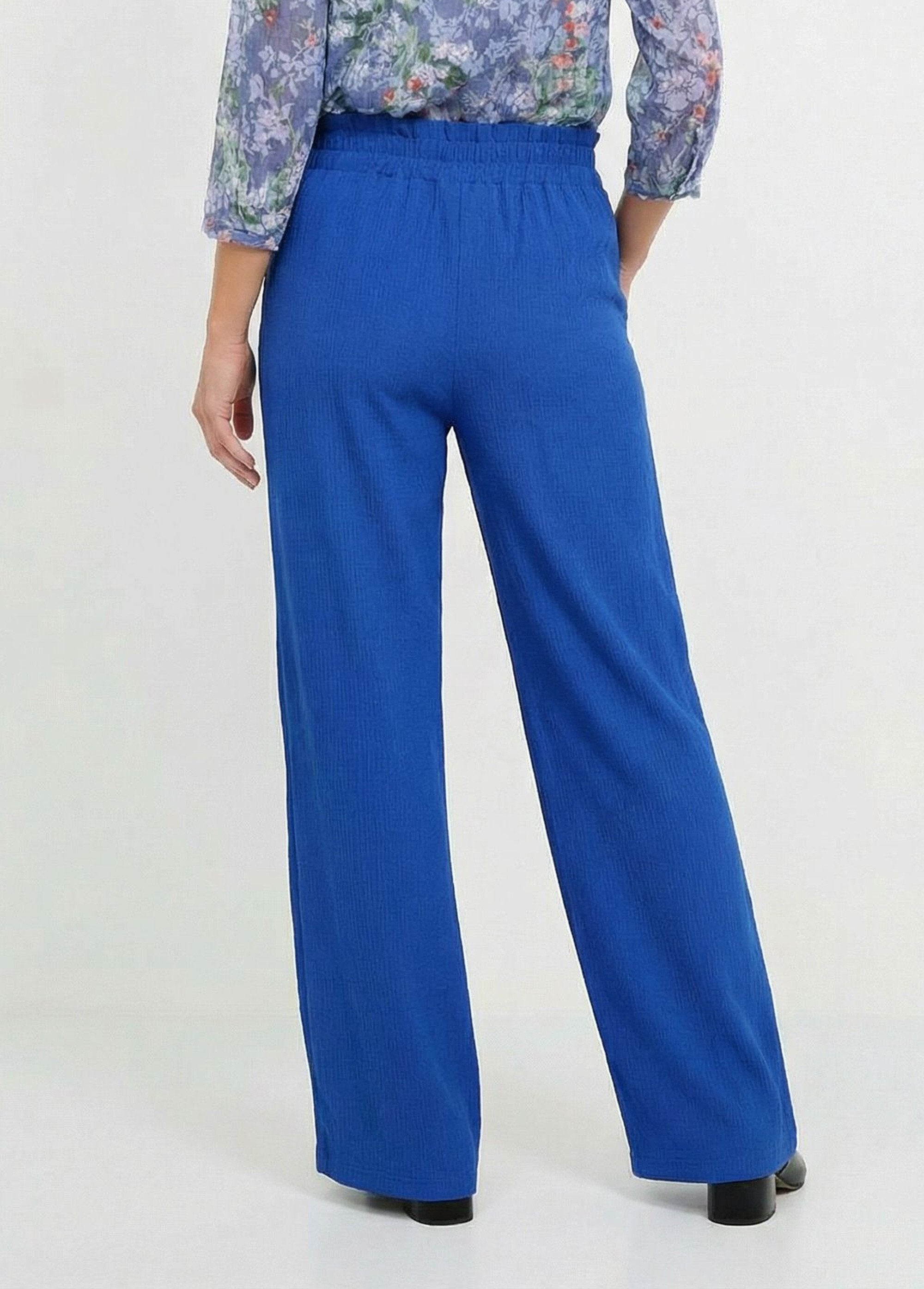 Groene_wijde_broek_met_elastische_taille_en_mesh_in_reliëf_Bleu_dur_DO1_slim