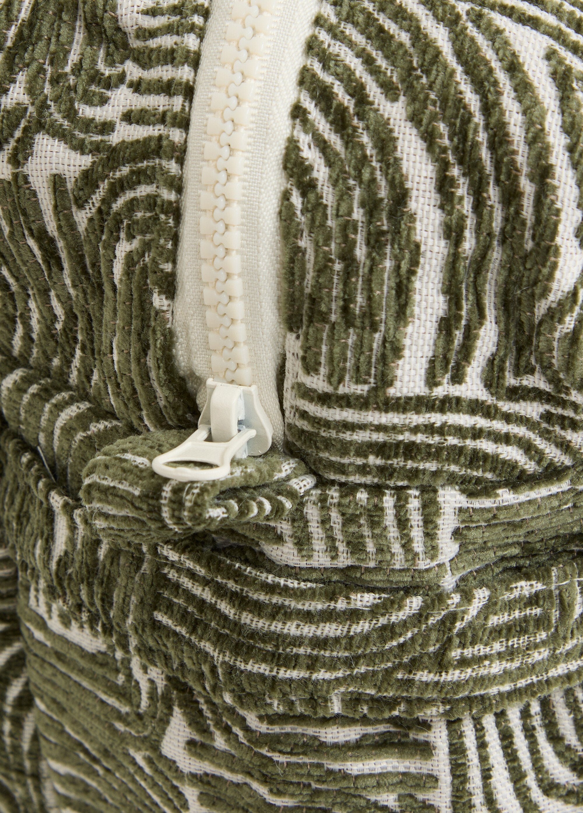 Kleine_toilettas_van_structuurstof_Vert_DE1_slim