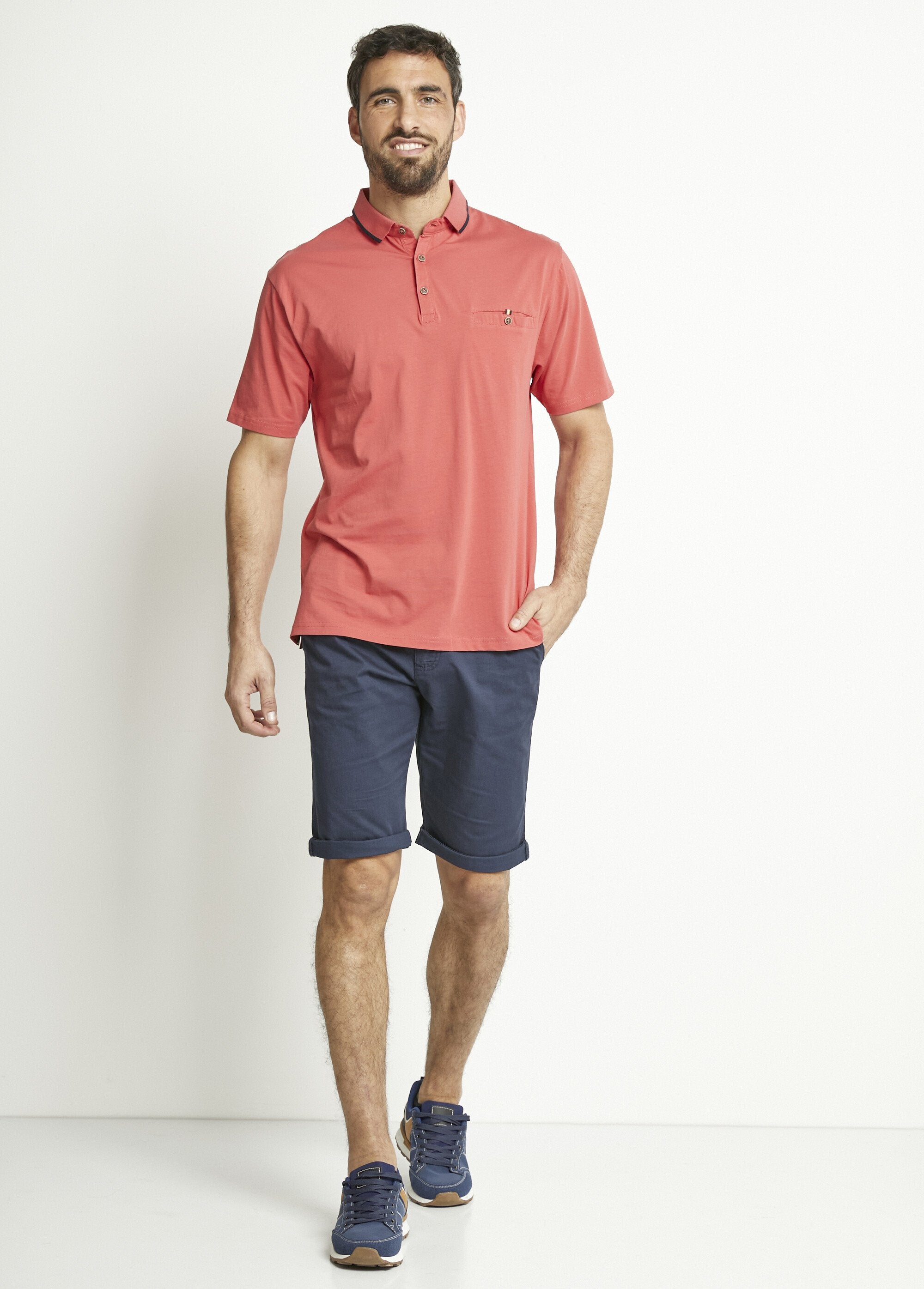 Effen_jersey_poloshirt_met_tweekleurige_katoenen_kraag_Corail_SF1_slim