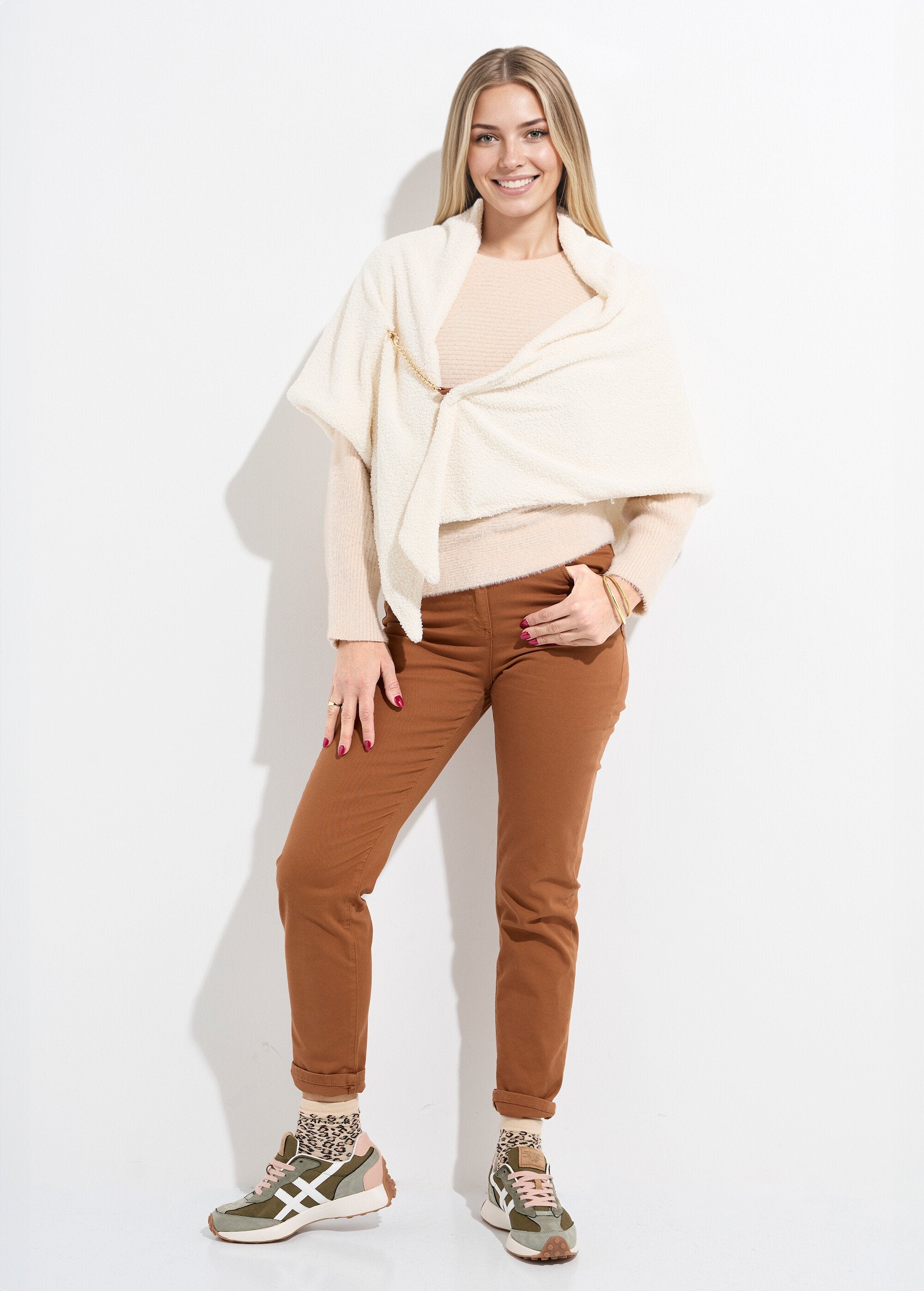 Poncho_toucher_laineux_chainette_métal_Beige_SF1_slim