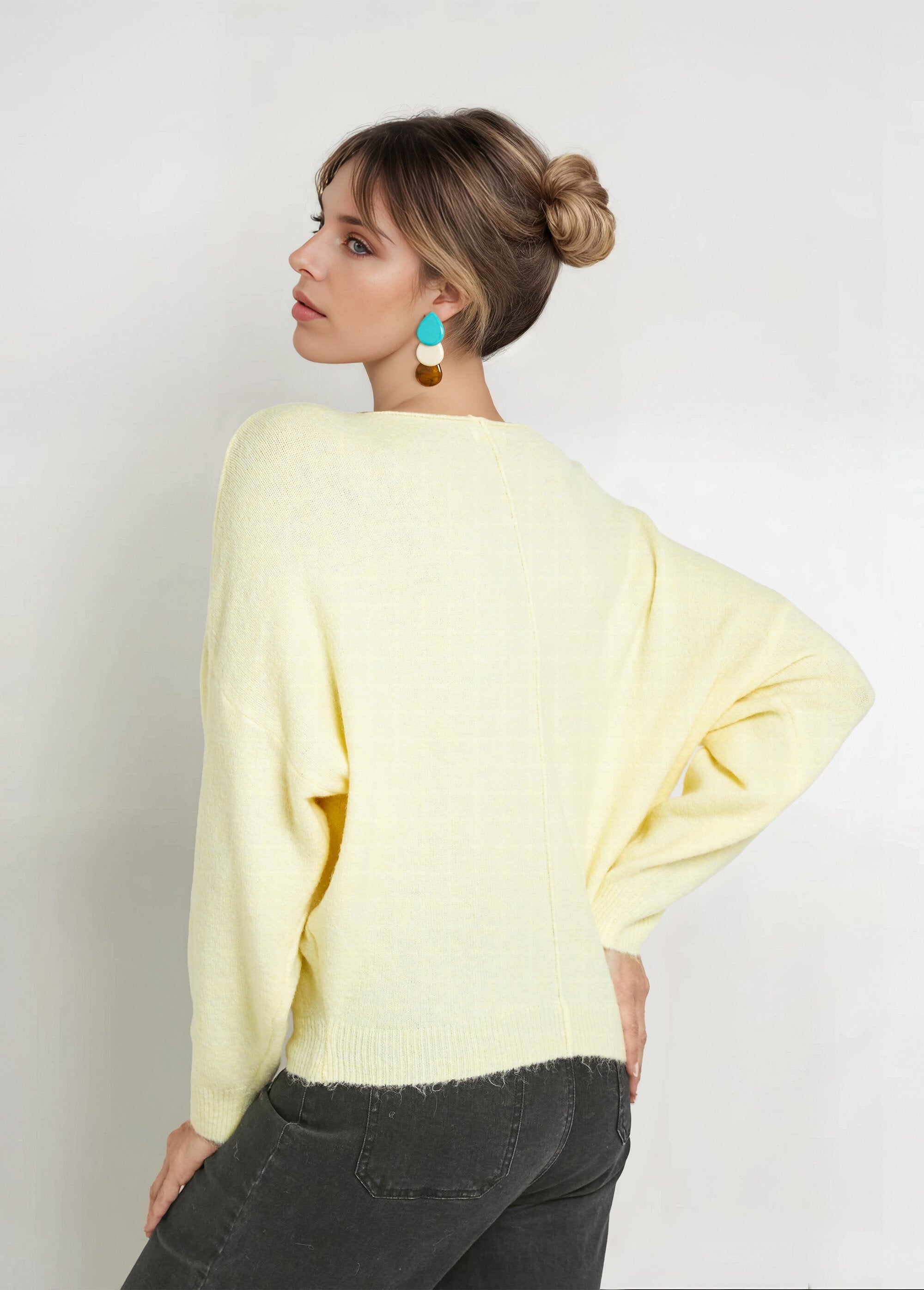 Warme_wollen_trui,_boothals_Jaune_clair_DO1_slim