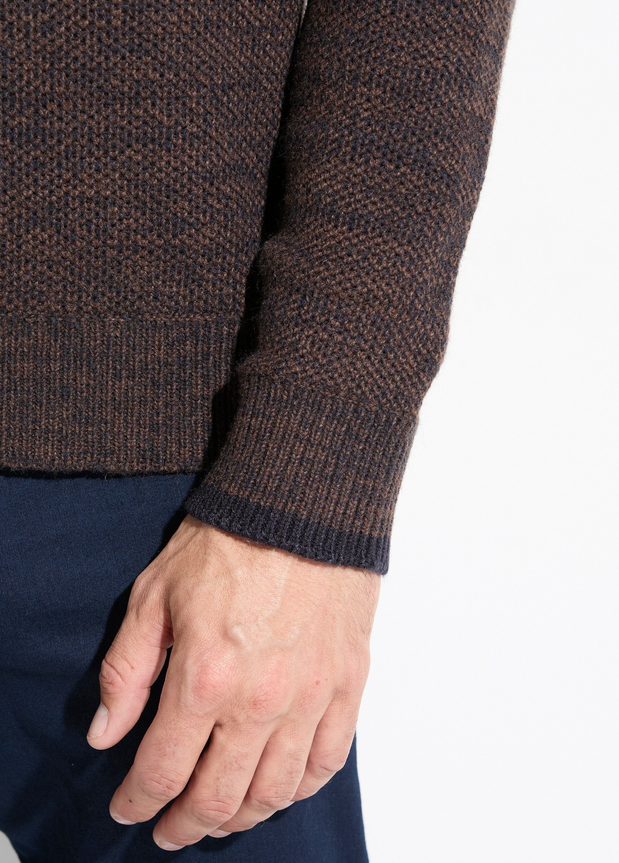 Trui_met_hoge_hals_en_ritssluiting_van_gevlekte_gebreide_wol_Marron_DE2_slim
