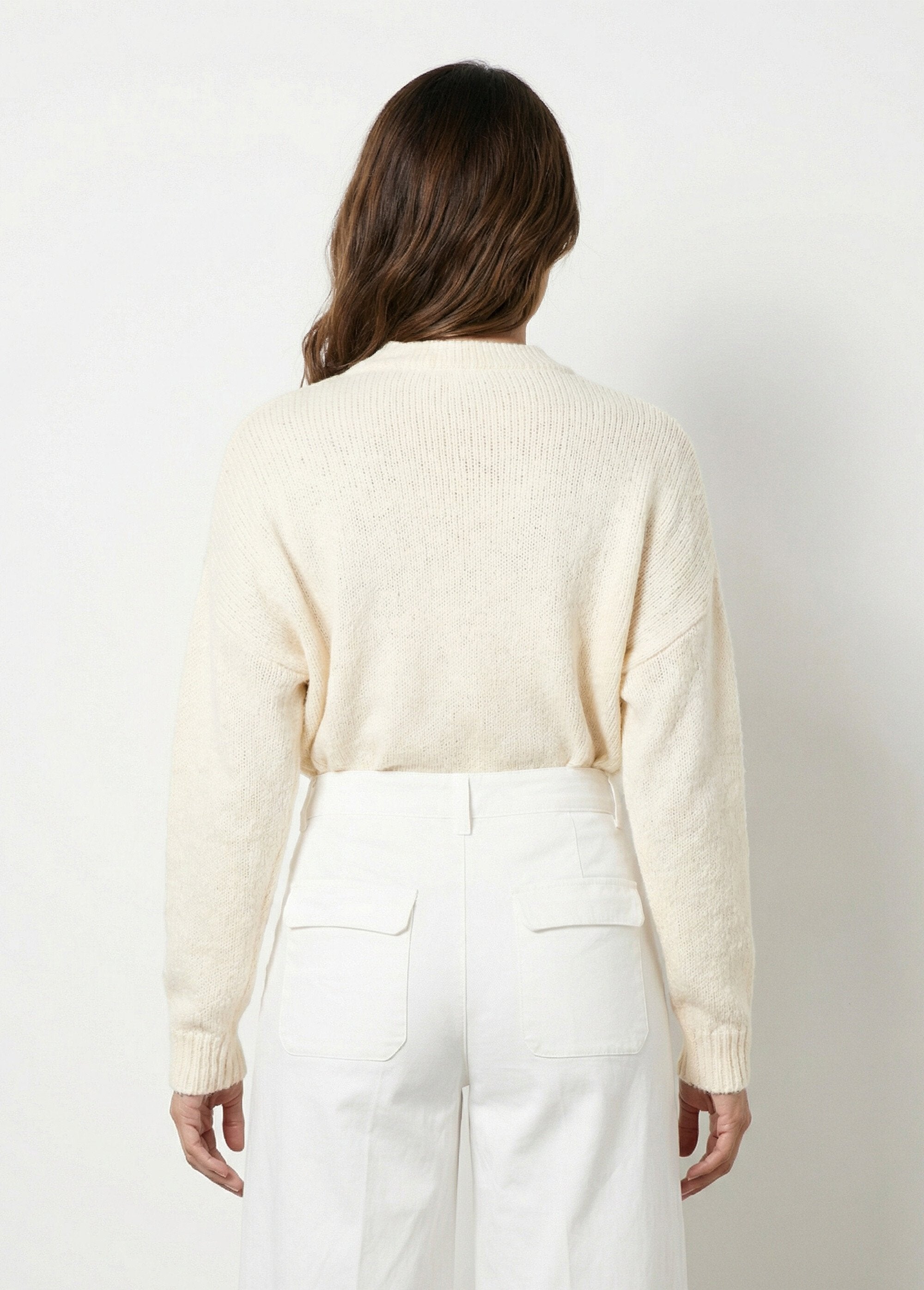 Trui_met_ronde_hals,_gestreepte_hartjes_en_wol_Ecru_DO1_slim