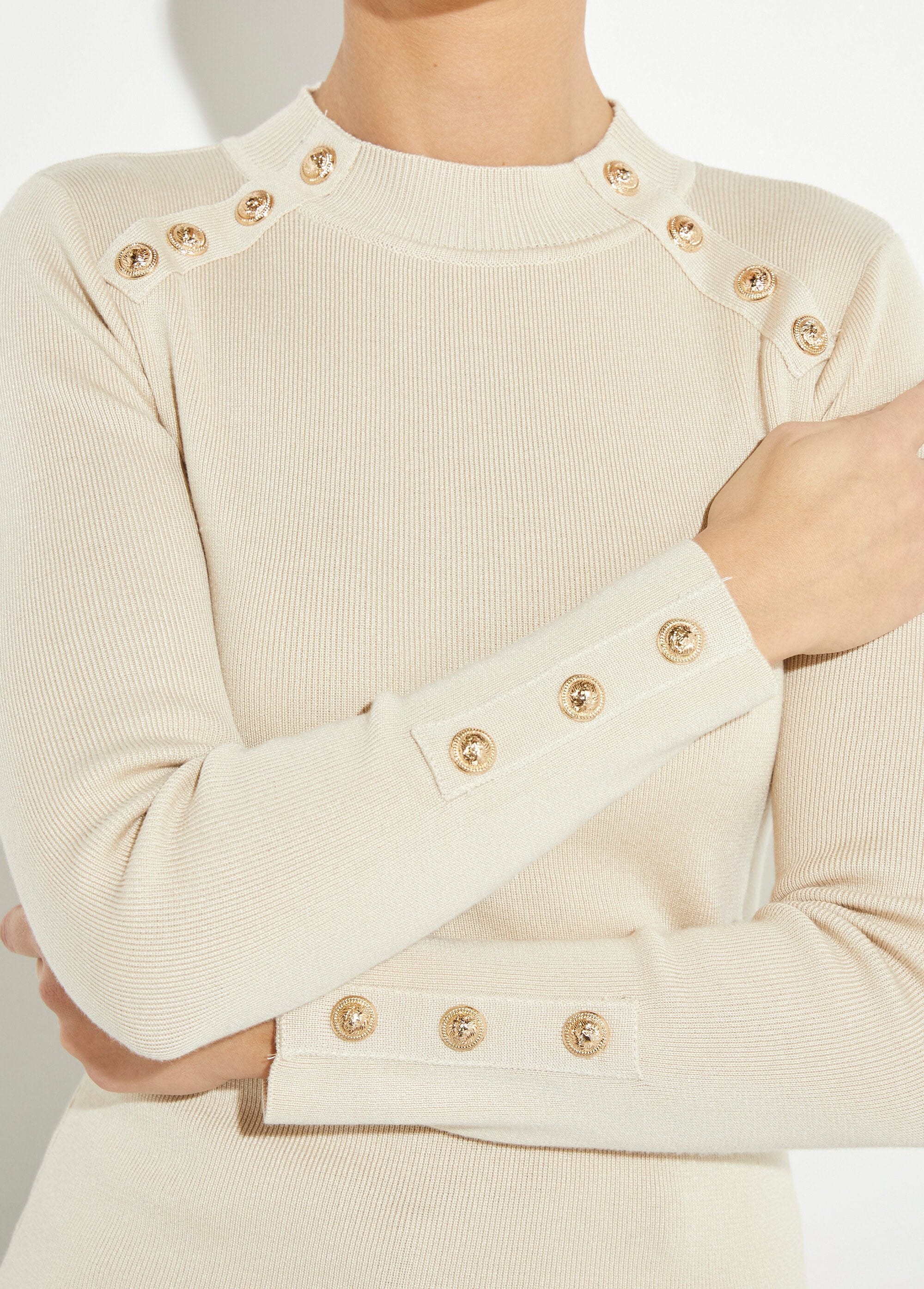 Pull_jacquard_col_montant_et_boutons_métal_Beige_DE1_slim