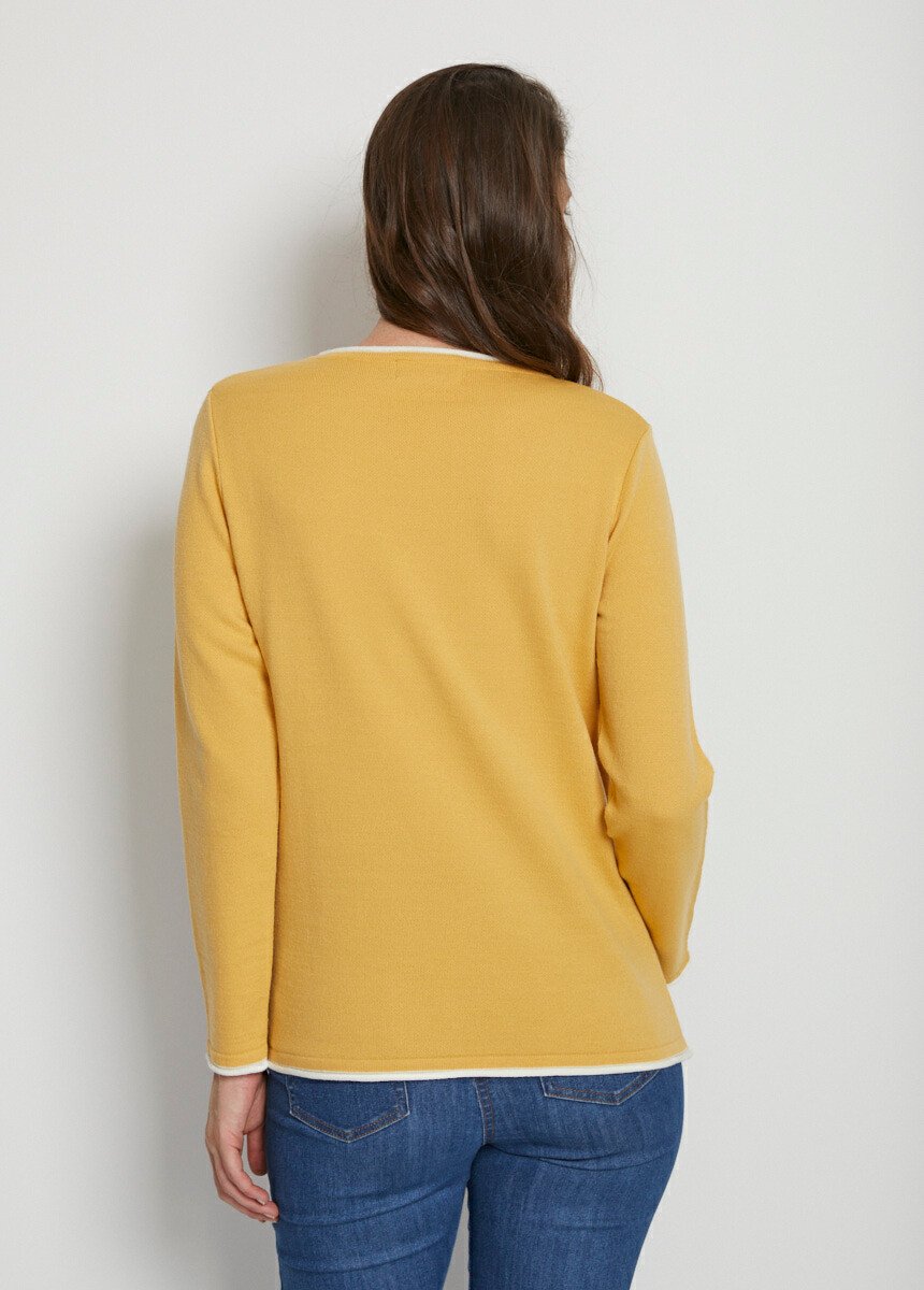 Gebloemde_jacquardtrui_met_ronde_hals_en_wol_Miel_et_gris_DO1_slim