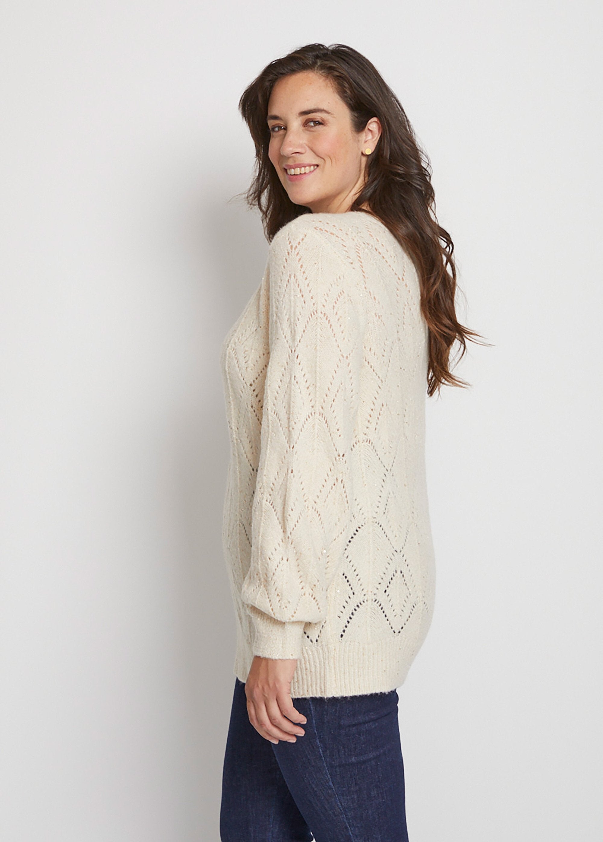 Pull_maille_ajourée_scintillante_col_rond_Sable_DR1_curvy
