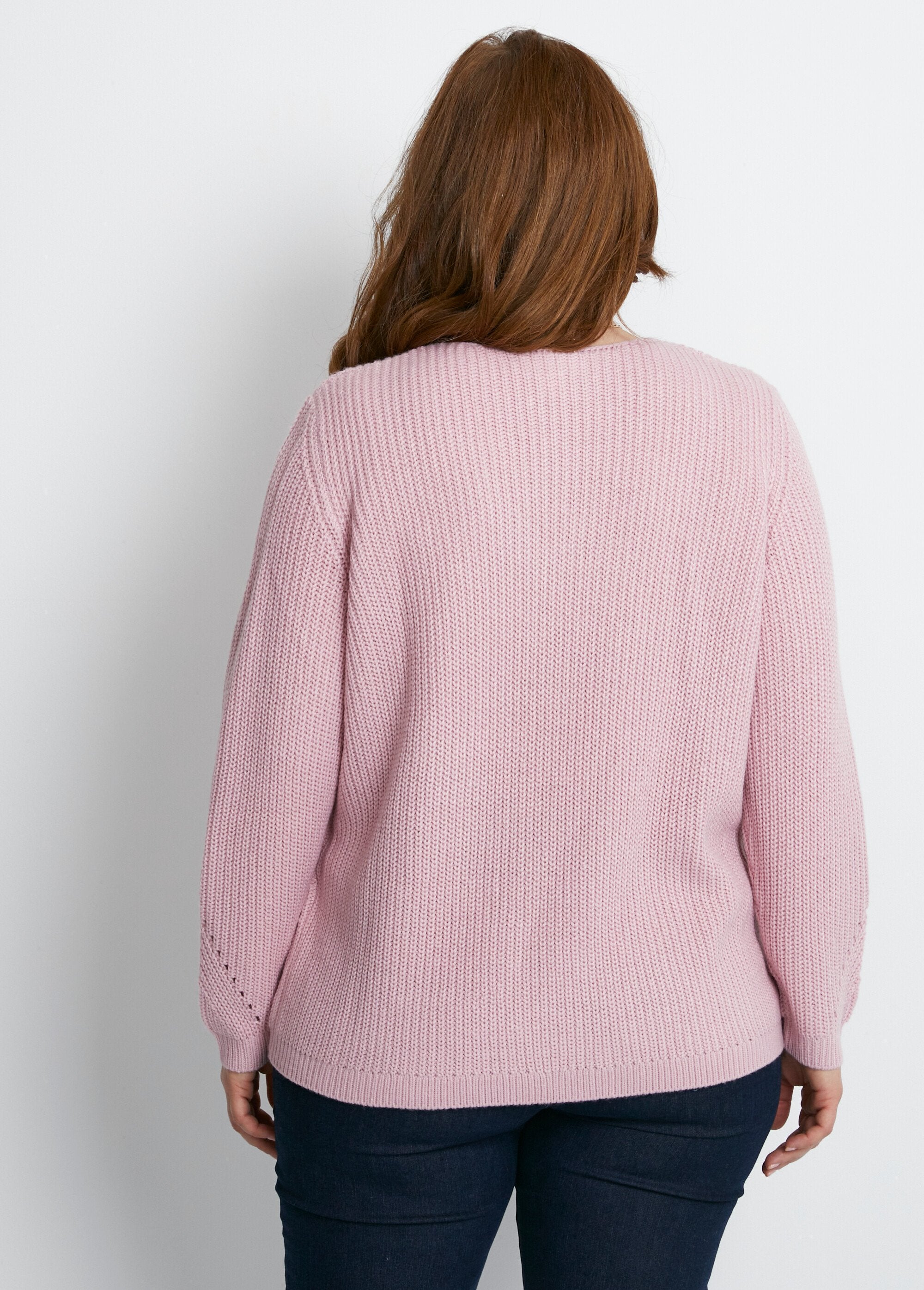Pull_maille_perlée_et_ajourée_col_V_Rose_DO1_curvy