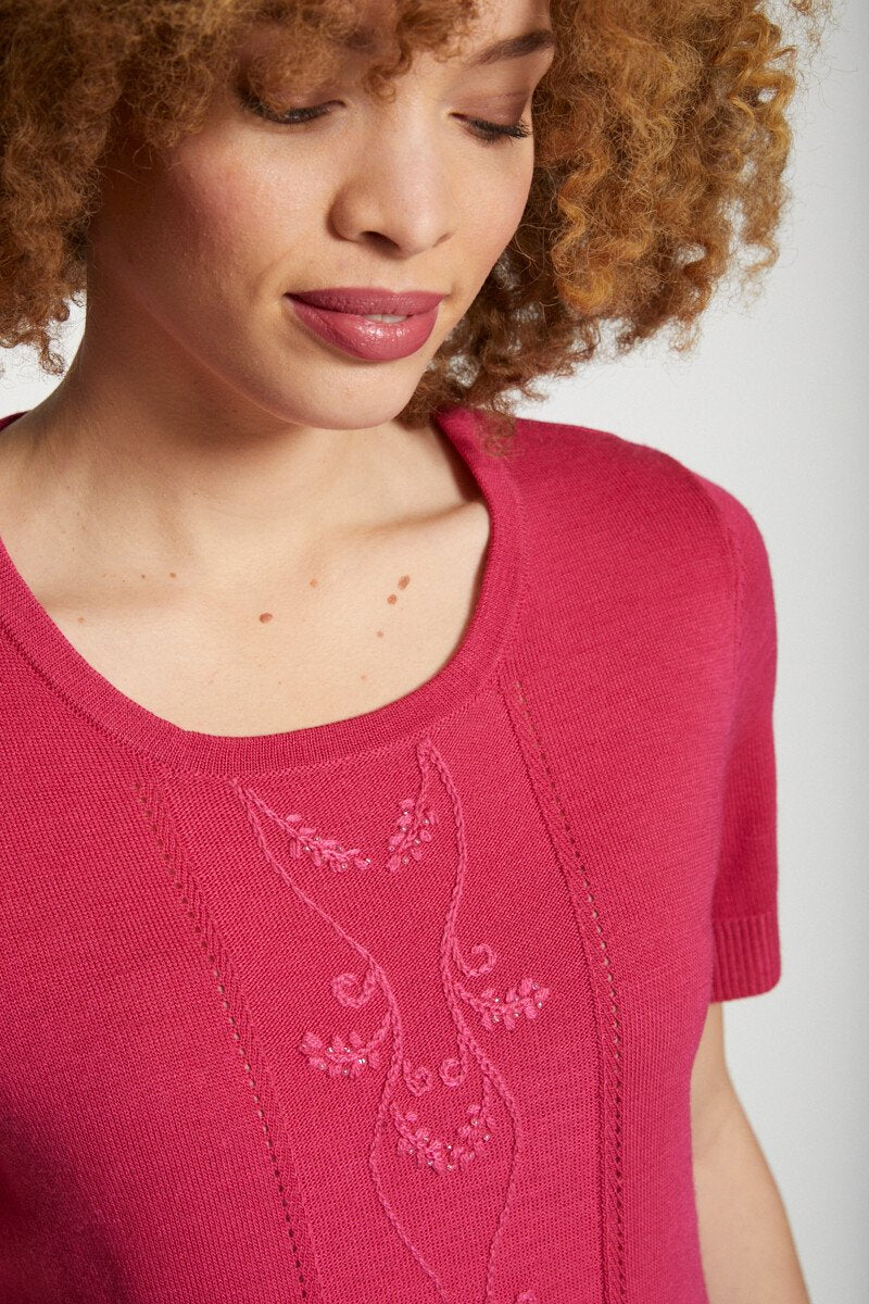 Geborduurde_trui_met_korte_mouwen_Cassis_DE1_slim