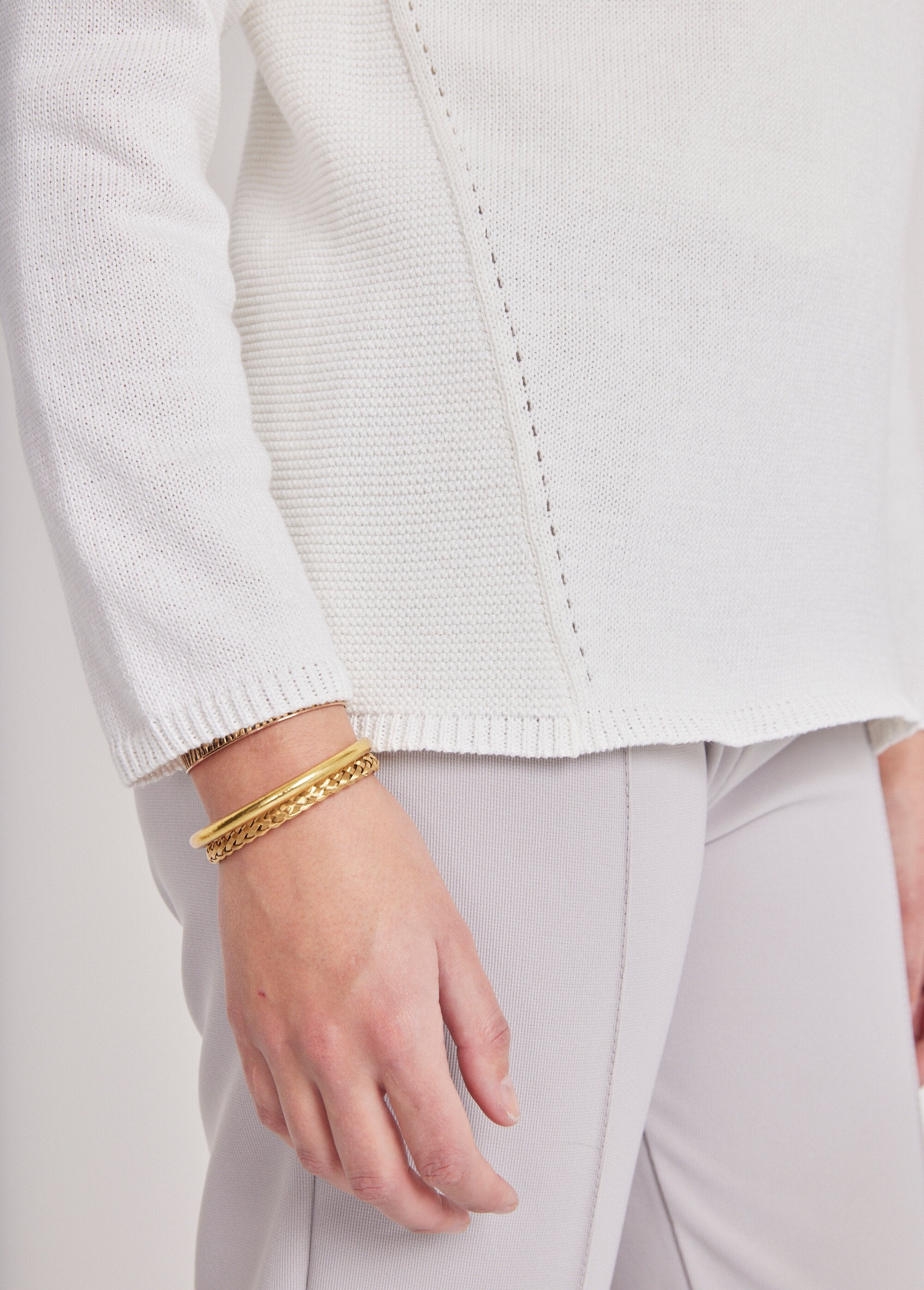 Gebreide_trui_met_lange_mouwen_Blanc_DE2_slim