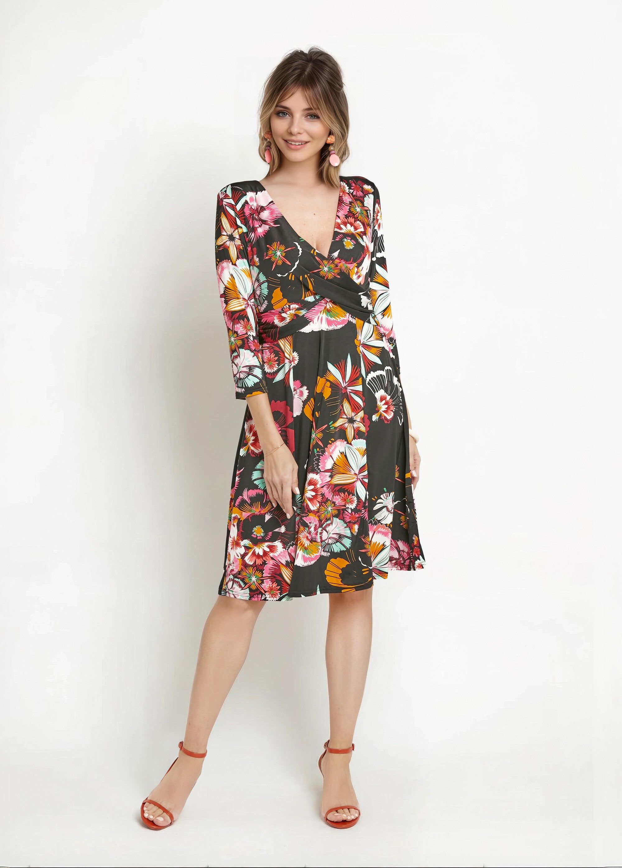 Wikkeljurk_met_Japanse_bloemenprint_Noir_imprime_FA1_slim