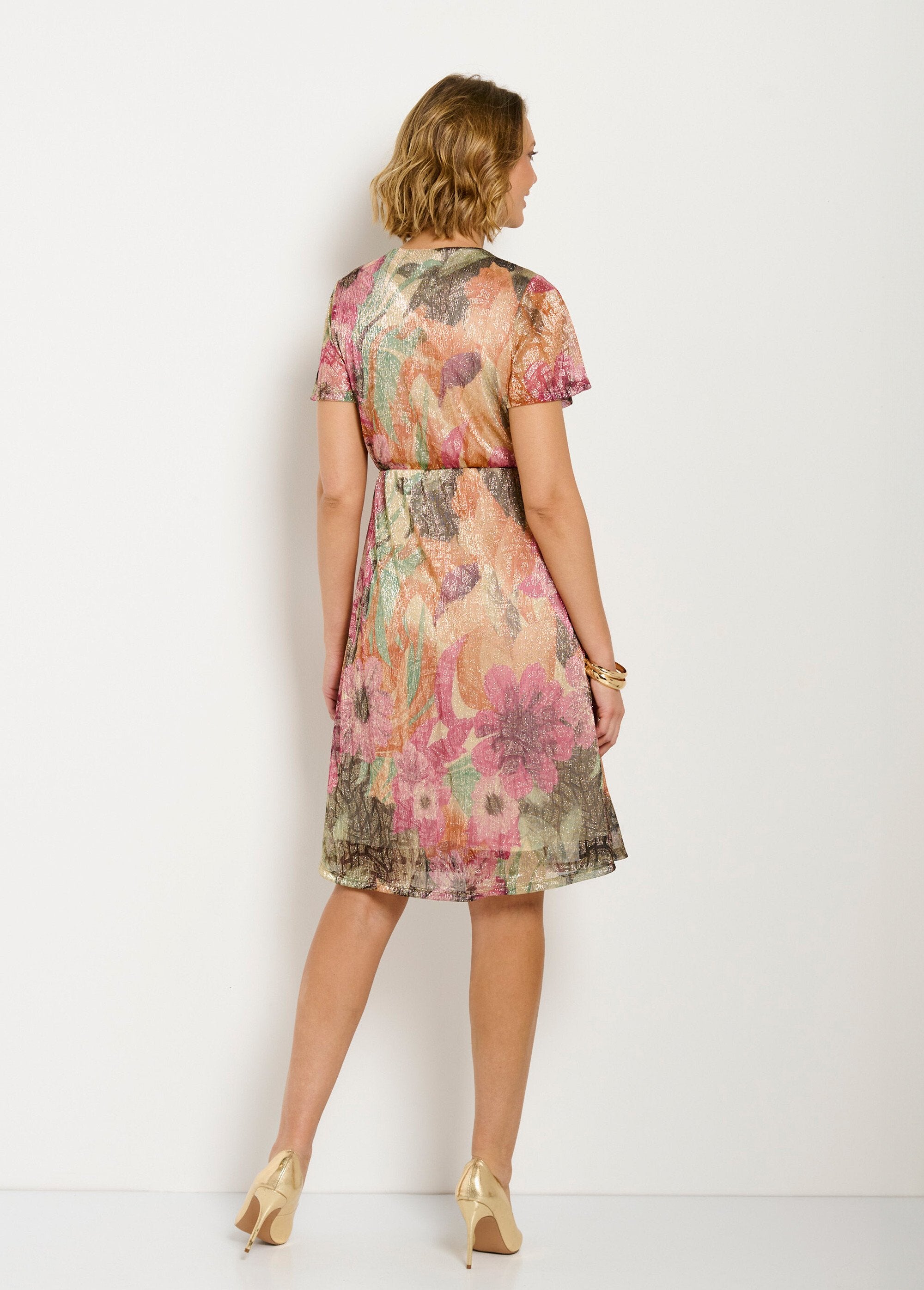 Wikkeljurk_met_glanzende_bloemen_Multicolore_DO1_slim