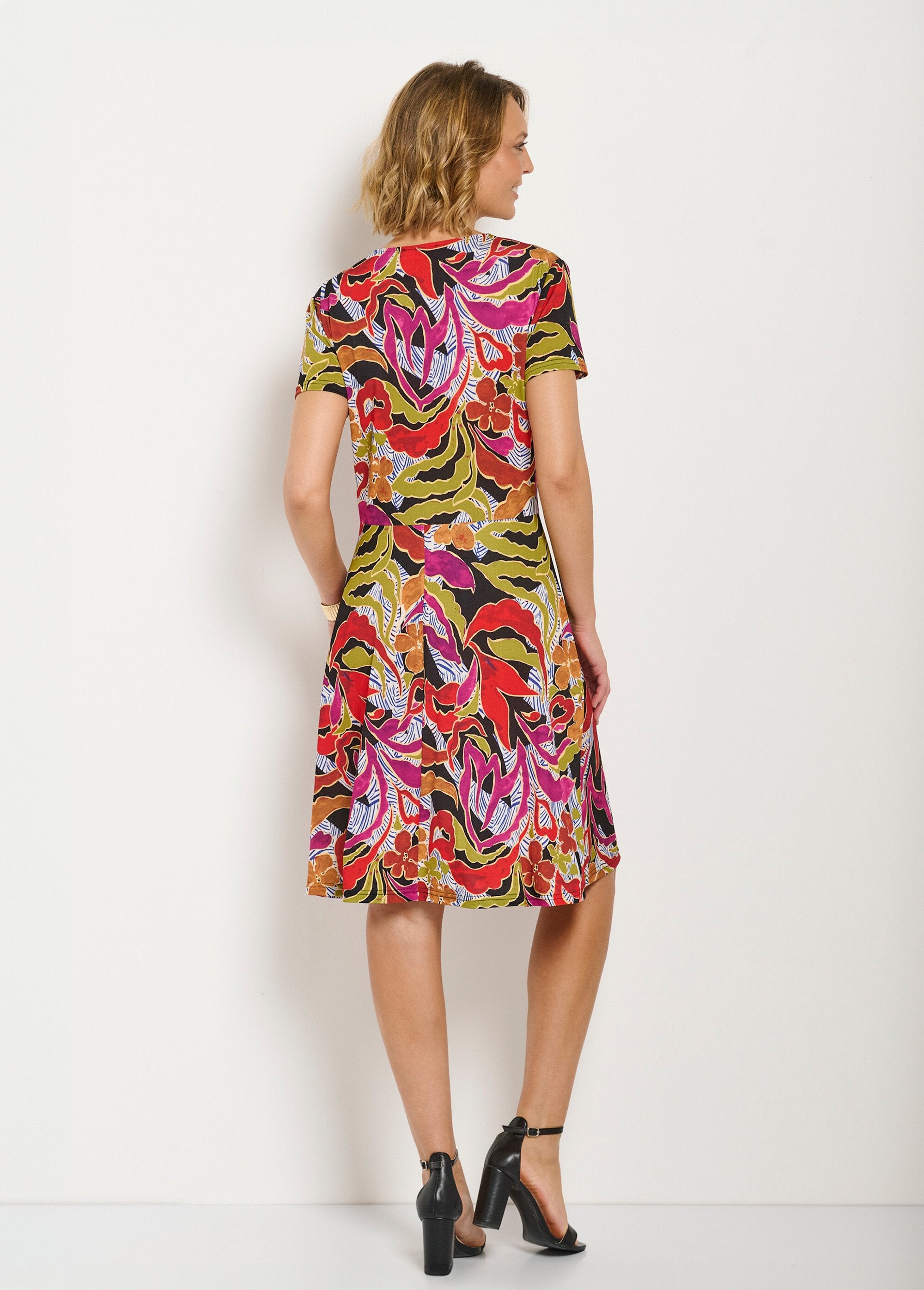 Wikkeljurk_met_print_Noir_et_parme_DO1_slim