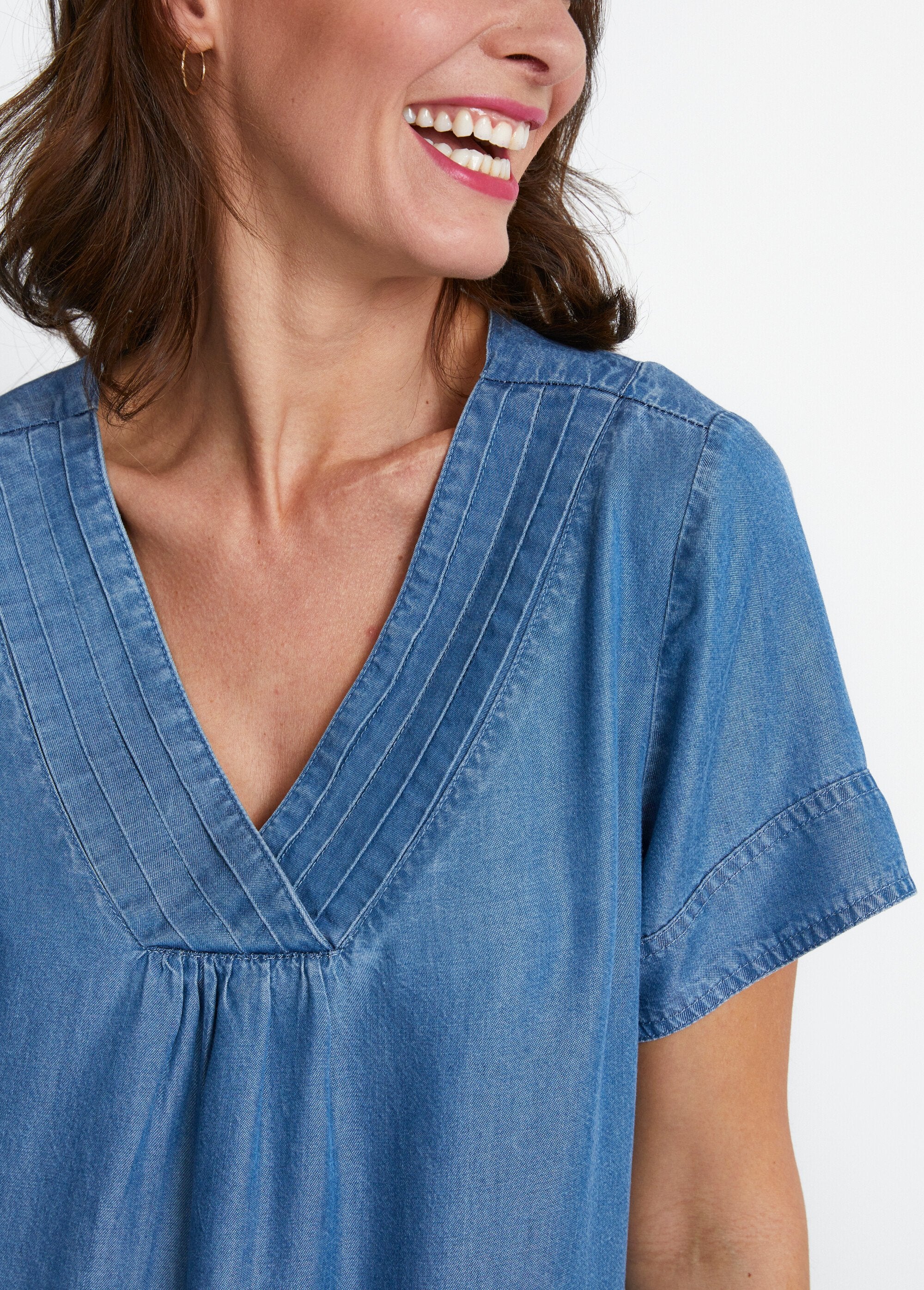 Korte_rechte_jurk_van_Lyocell-stof_Blauw_DE1_slim