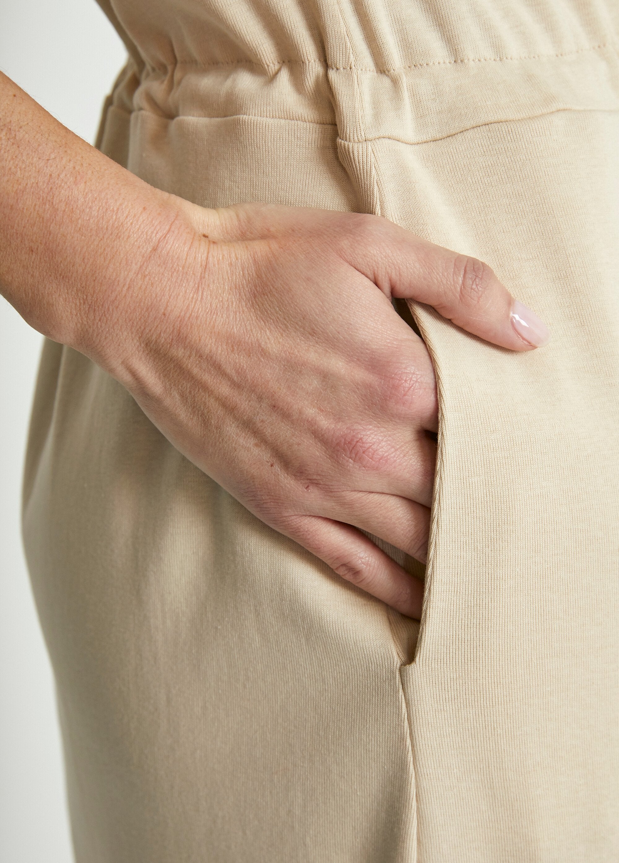 Korte_strandjurk_met_kimonomouwen_Sable_DE2_slim