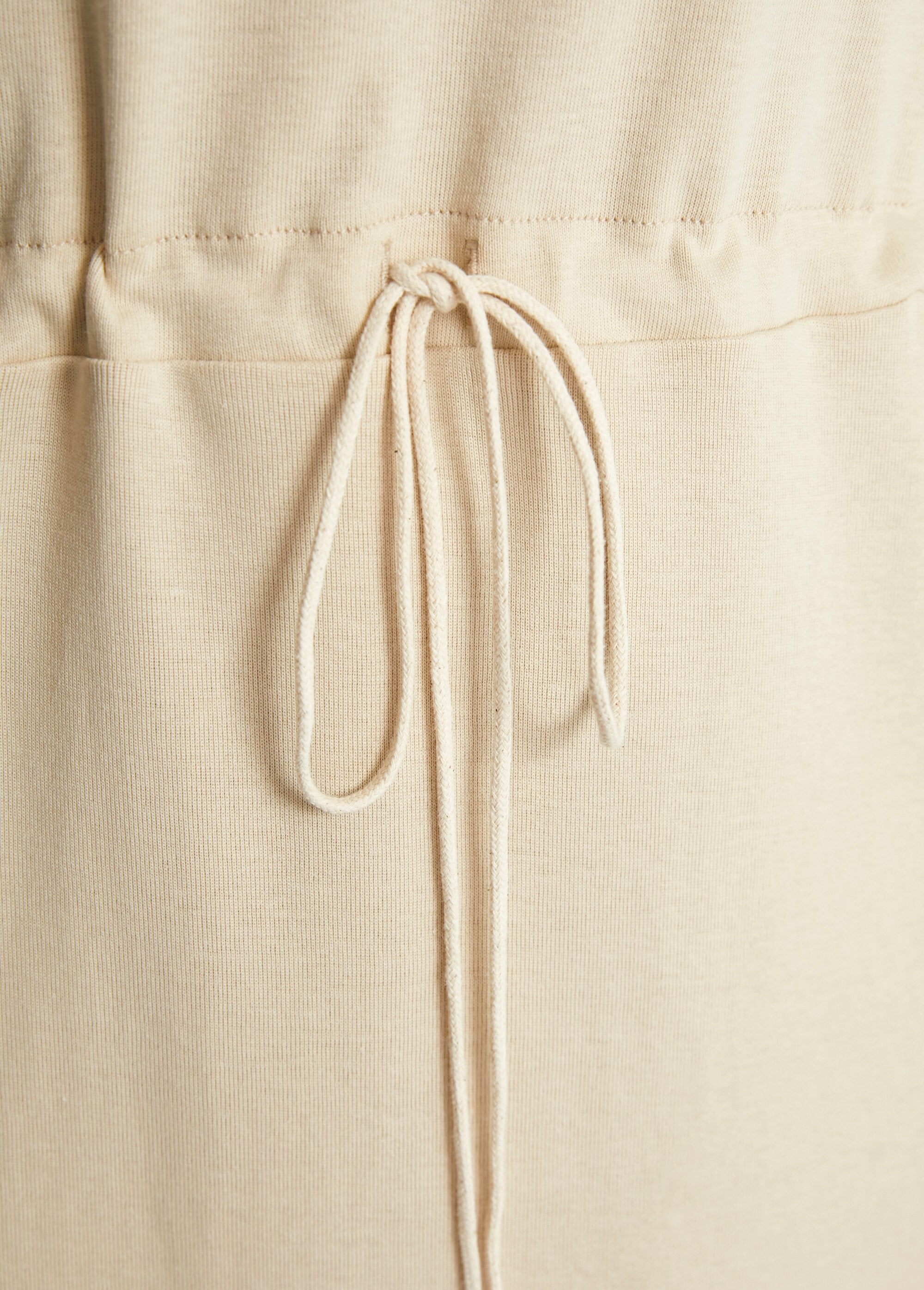 Korte_strandjurk_met_kimonomouwen_Sable_DE3_slim