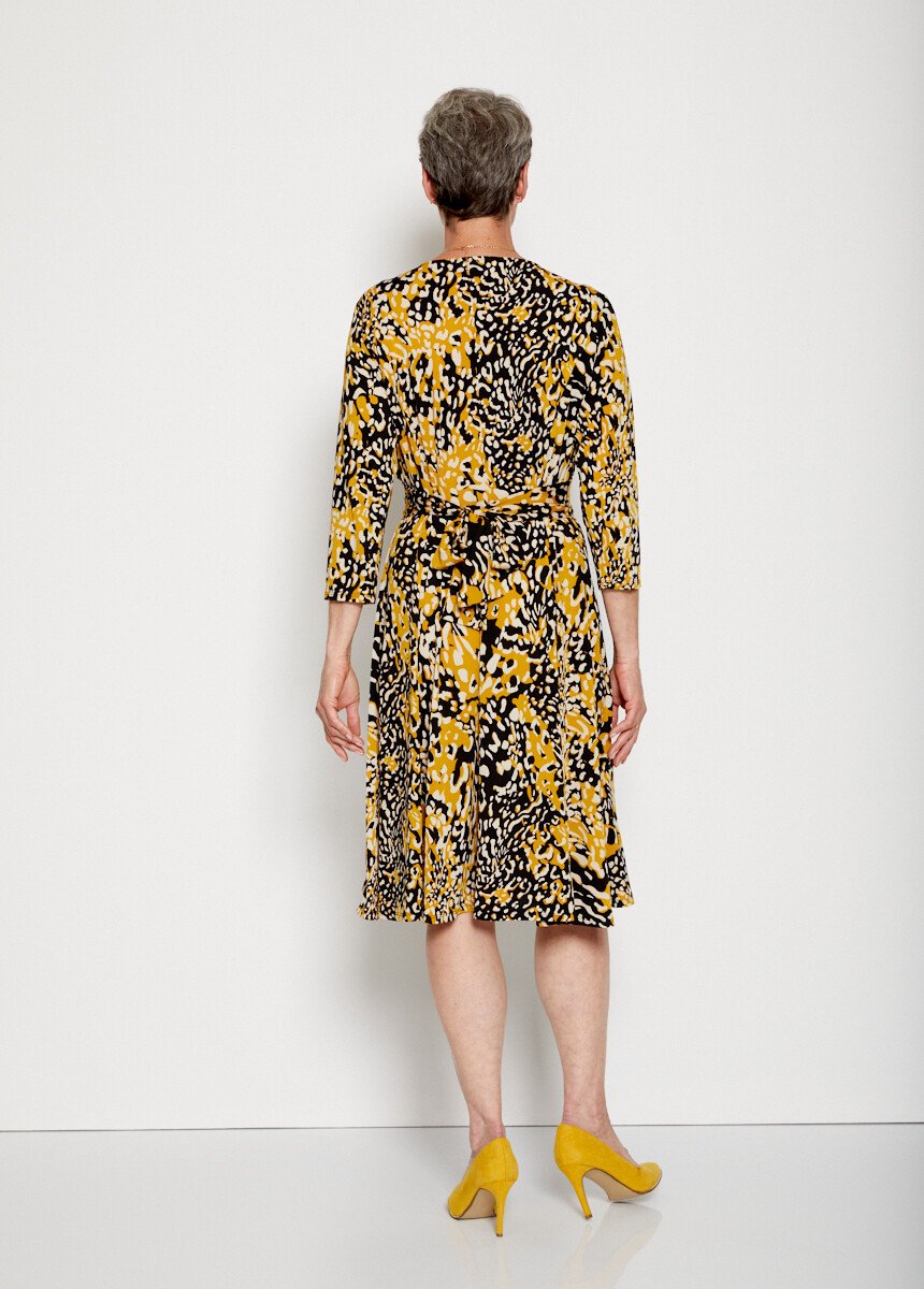 Gebreide_wikkeljurk_Imprime_miel_DO1_slim