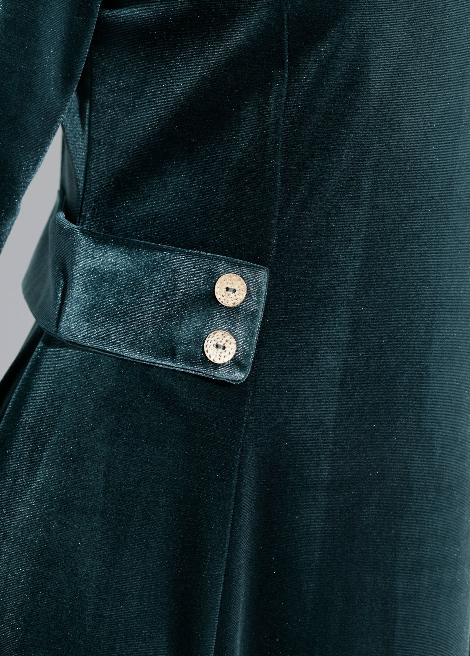 Fluwelen_jurk_met_ronde_hals,_gemarkeerde_taille_Vert_DE1_slim